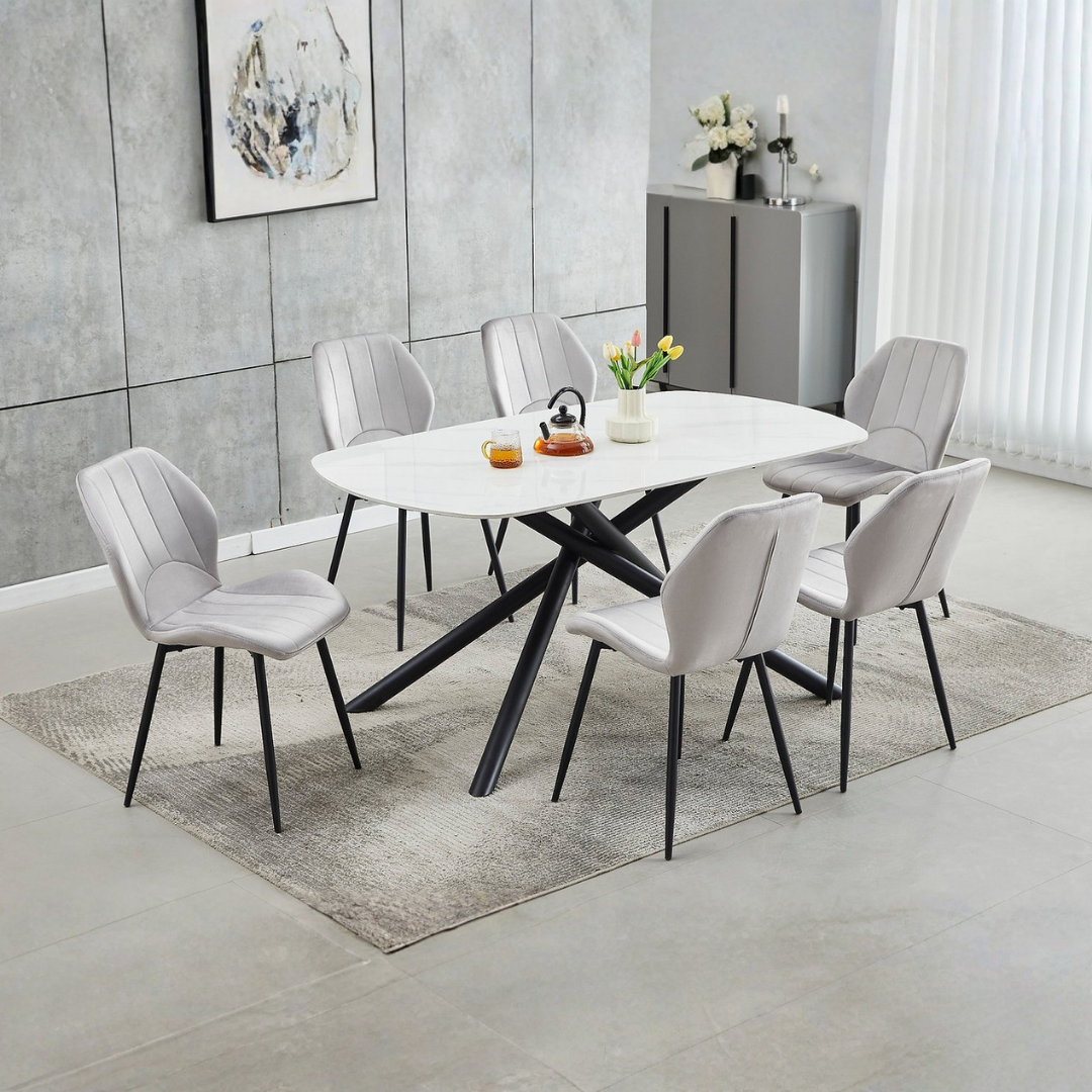 Ensemble salle à manger Vertex en pierre frittée look marbre blanc avec chaises en velours gris clair