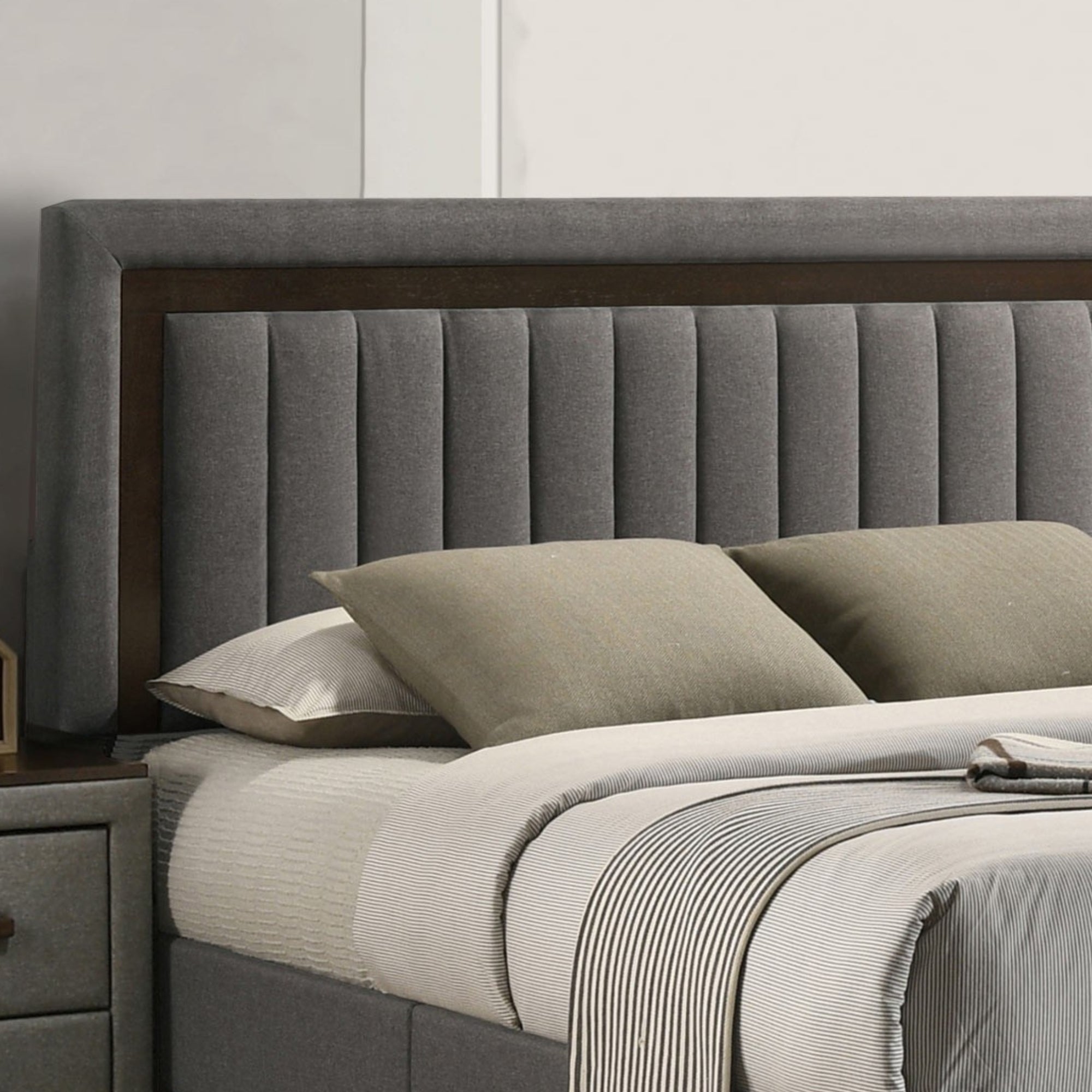 aldora-king-bed-grey-brown_02