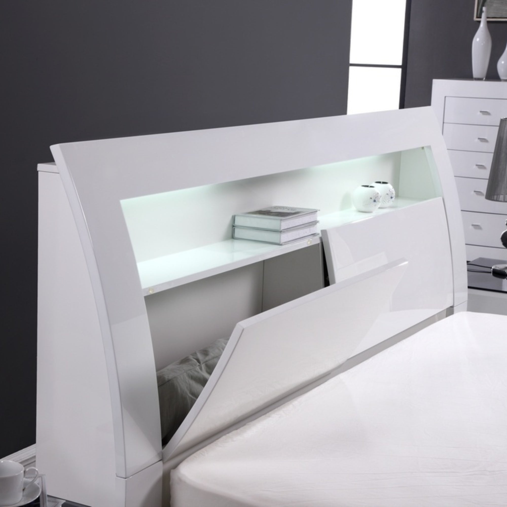 glacena-queen-bed-white_06