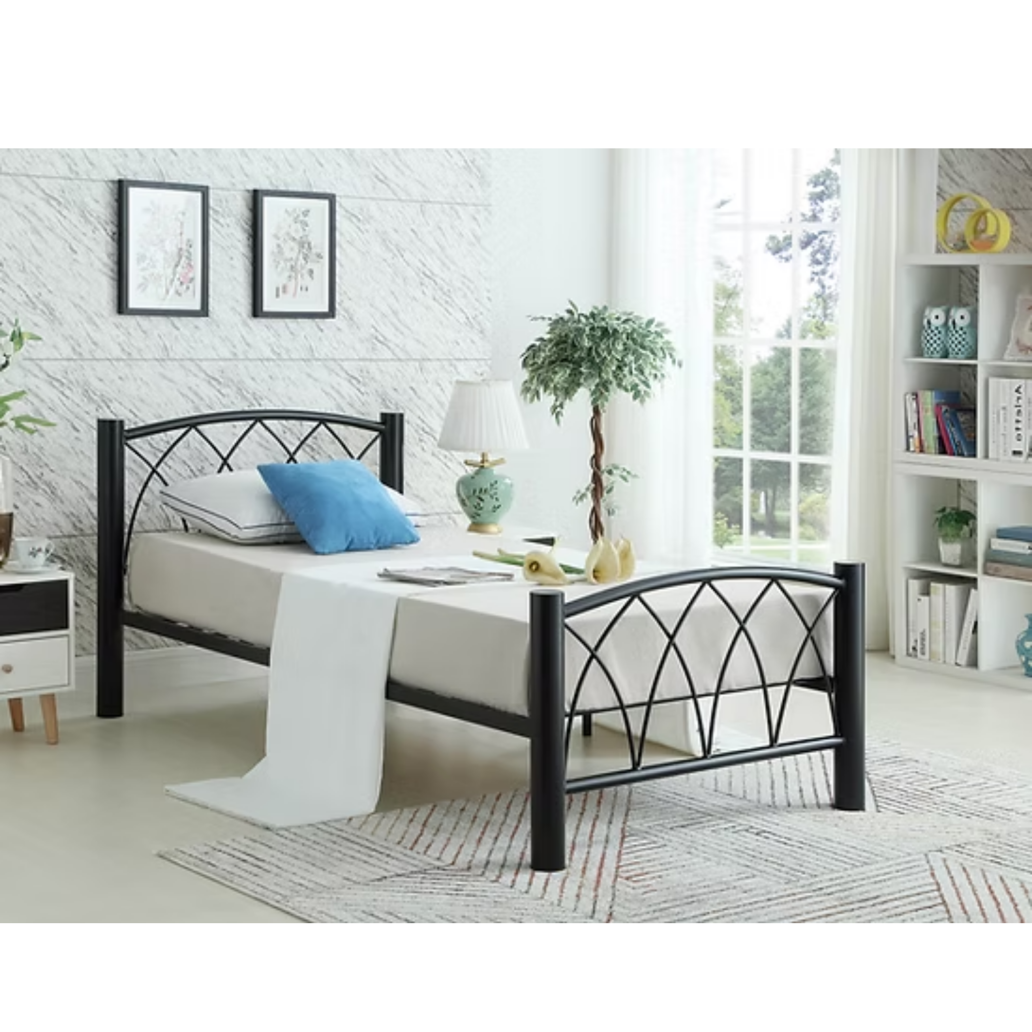 Queen Bed - Black Metal Bed 182