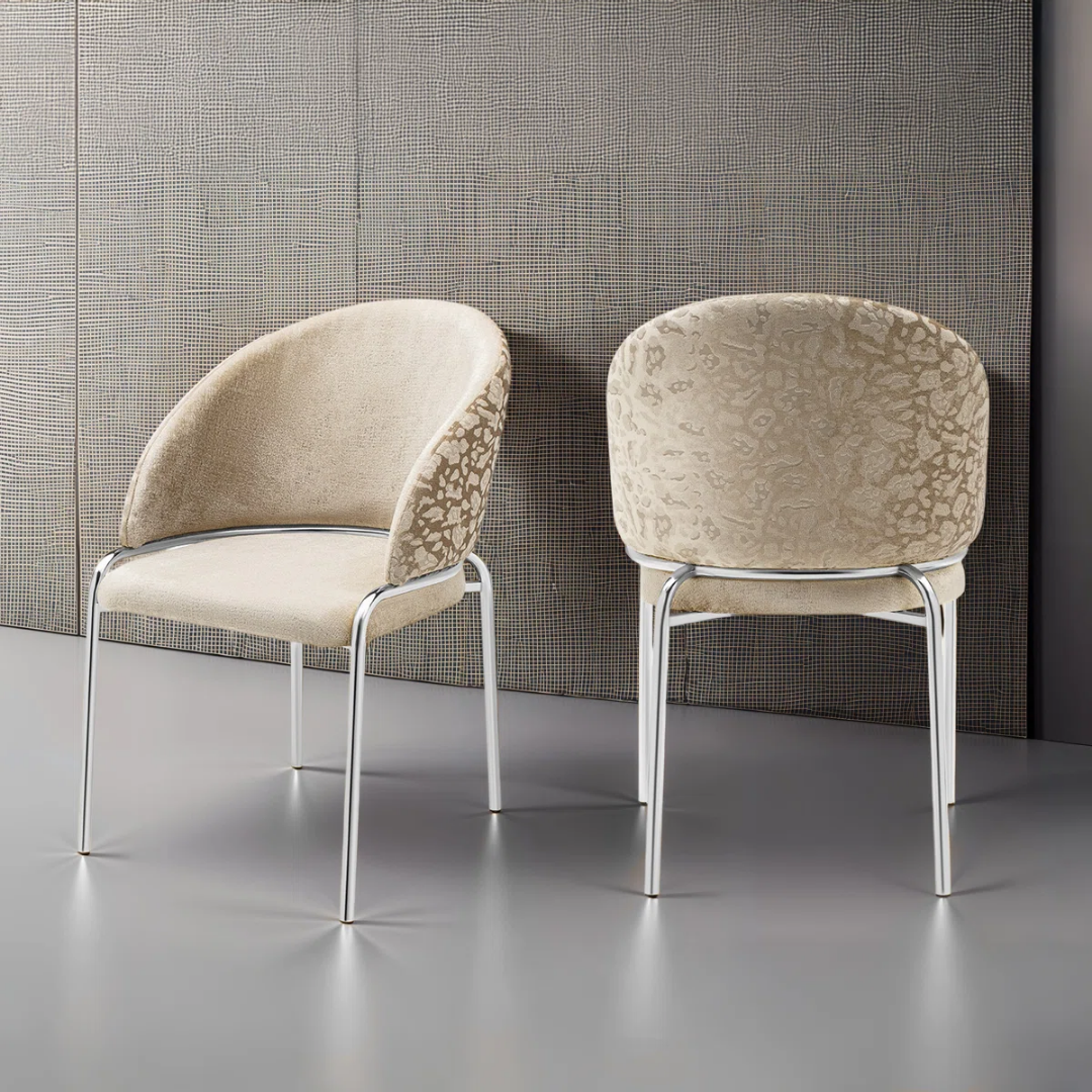 Ensemble 2 chaises salle à manger Onyxa velours beige imprimé léopard pieds chromés – Bonito Montréal
