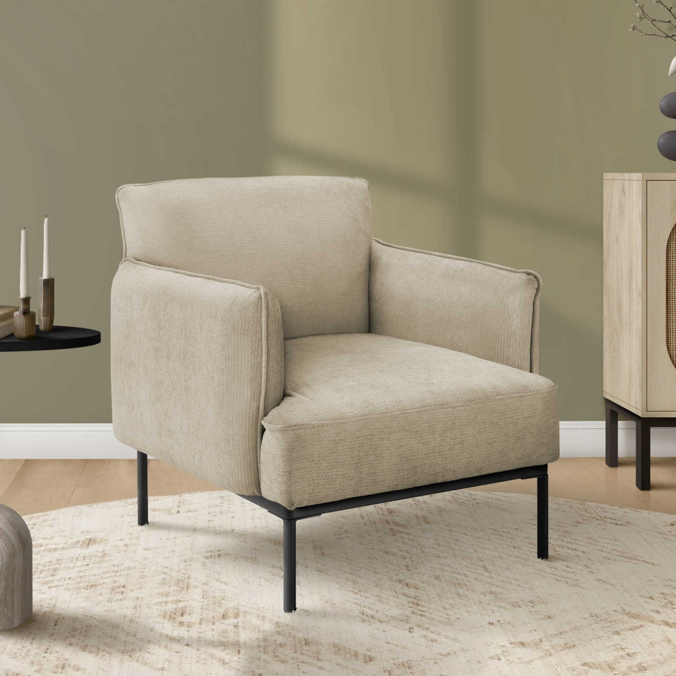 gelveva-accent-chair-beige_01