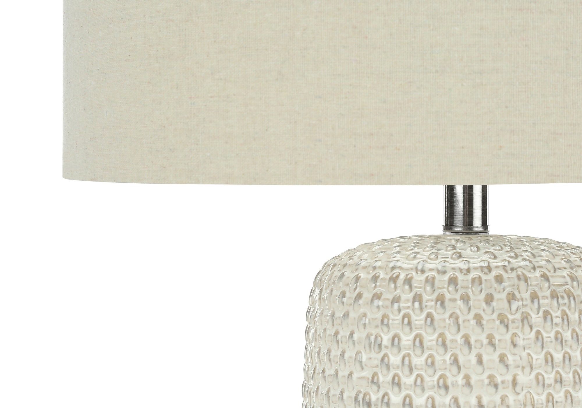 LIGHTING – 31"H TABLE LAMP CREAM CERAMIC / BEIGE SHADE # I 9605