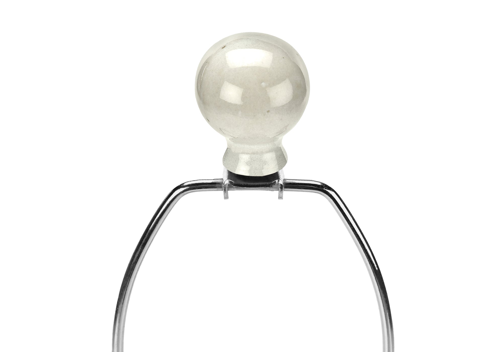 LIGHTING – 31"H TABLE LAMP CREAM CERAMIC / BEIGE SHADE # I 9605