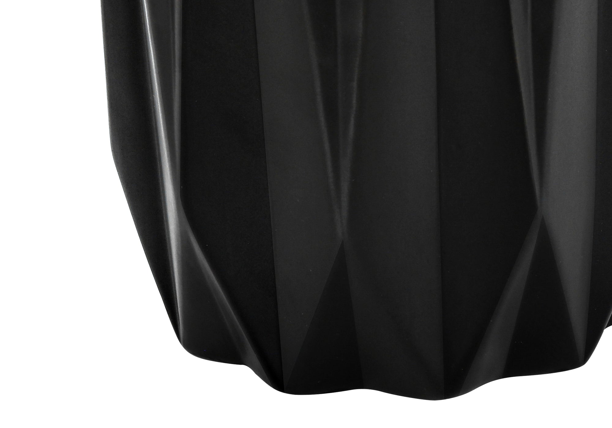 LUMINAIRES – LAMPE DE TABLE 25" H CÉRAMIQUE NOIRE / ABAT-JOUR IVOIRE # I 9620