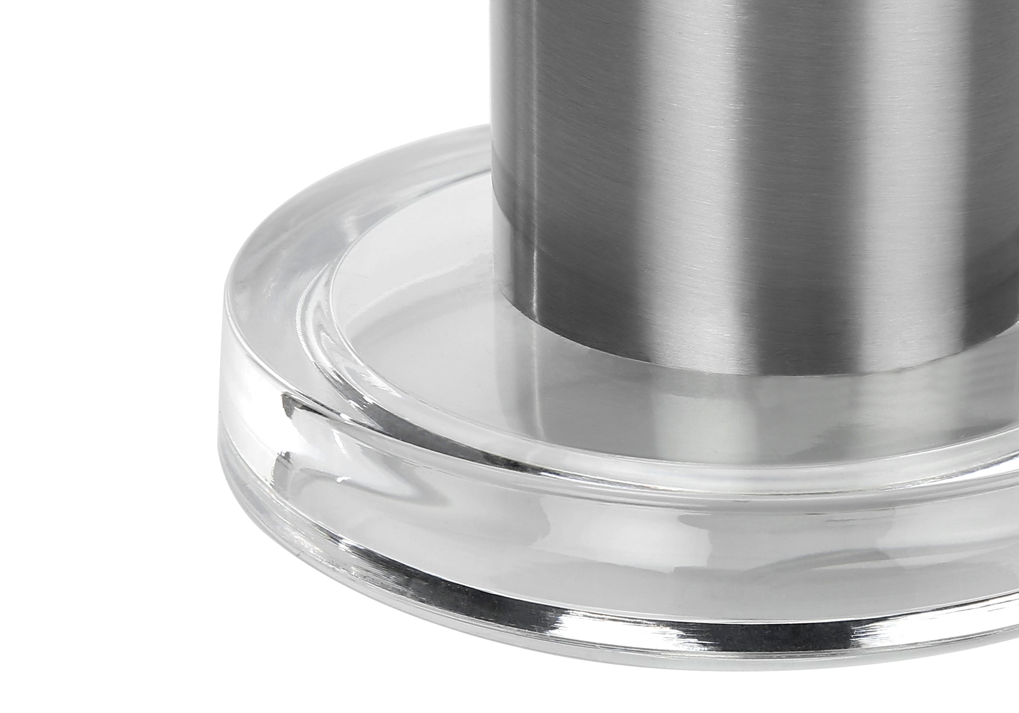 LUMINAIRES – LAMPE DE TABLE 71 CM (28 po) DE H, MÉTAL NICKEL / ABAT-JOUR IVOIRE N° I 9657