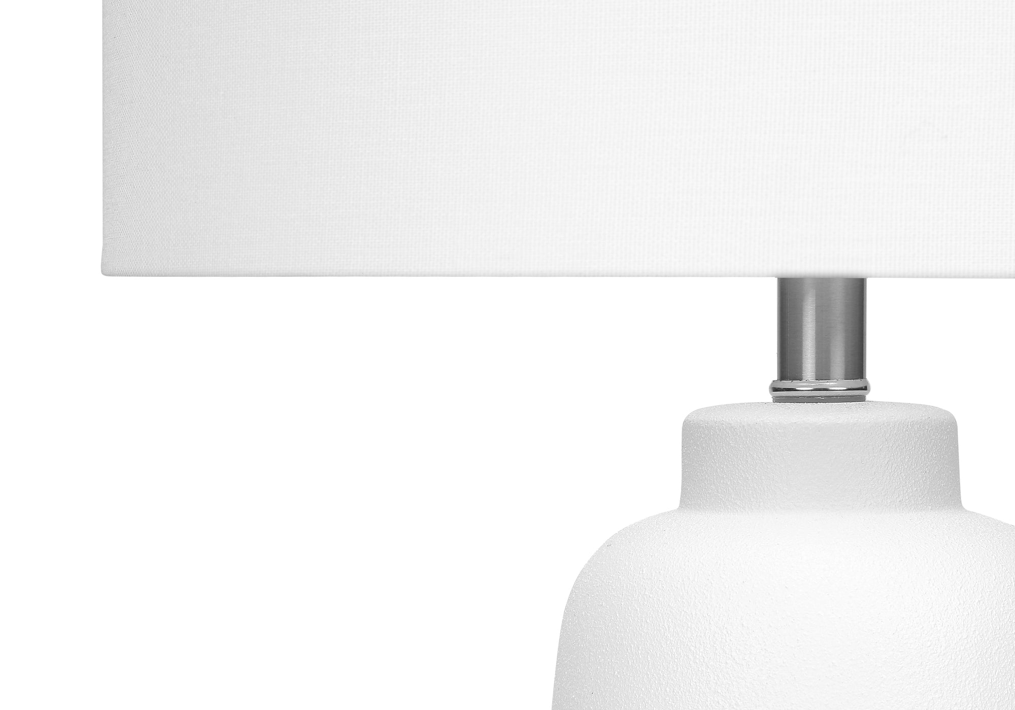 LIGHTING – 26"H TABLE LAMP CREAM CERAMIC / IVORY SHADE # I 9716