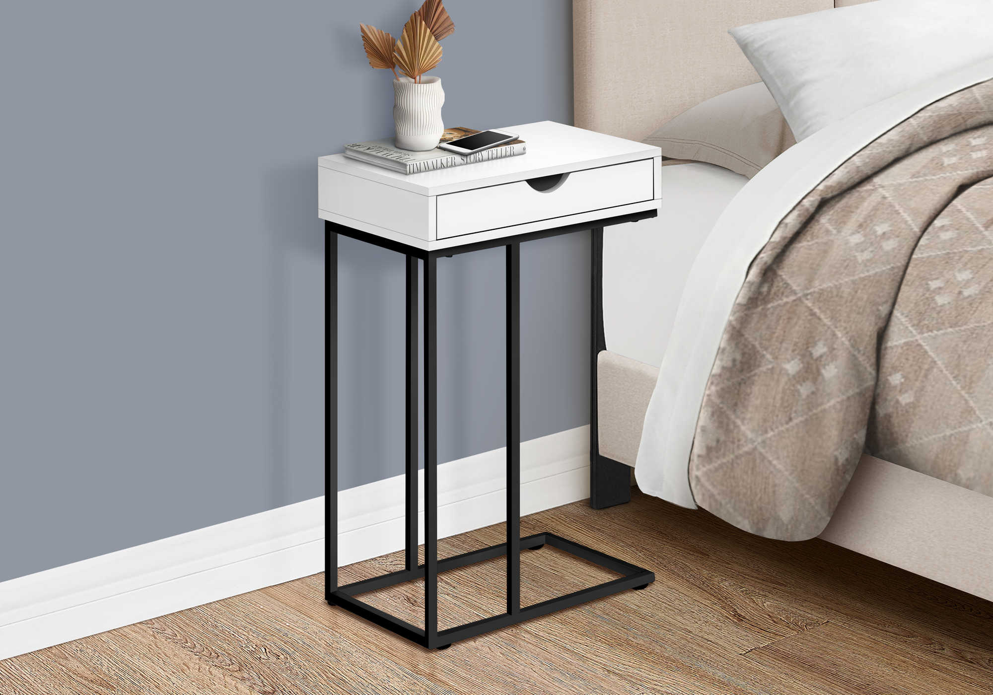 NIGHTSTAND - 25"H / WHITE / BLACK METAL #I 3770