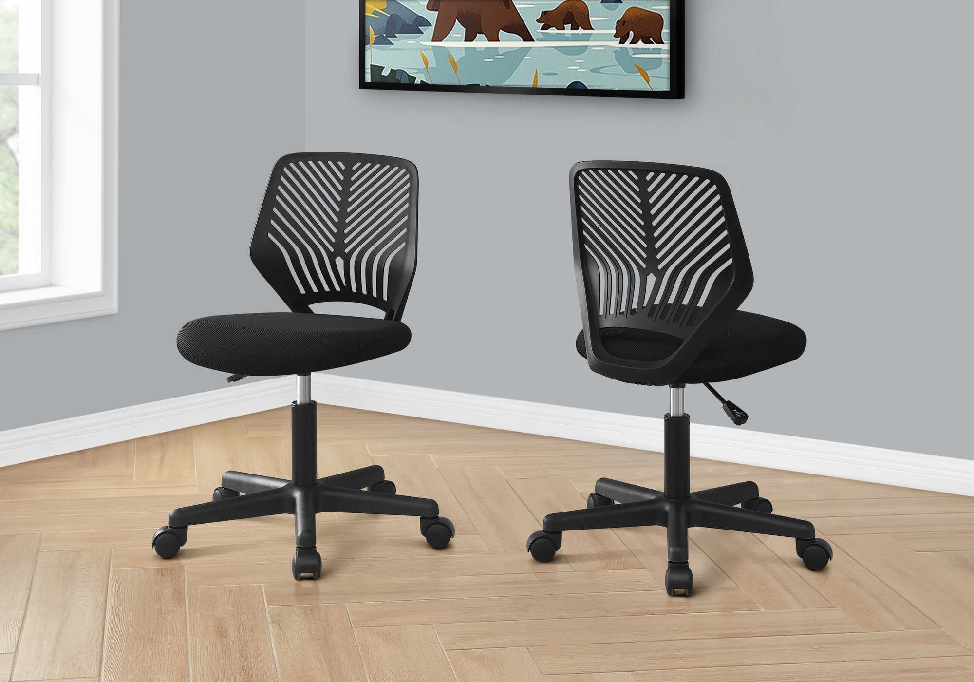 OFFICE CHAIR - BLACK JUVENILE / BLACK BASE ON CASTORS # I 7336