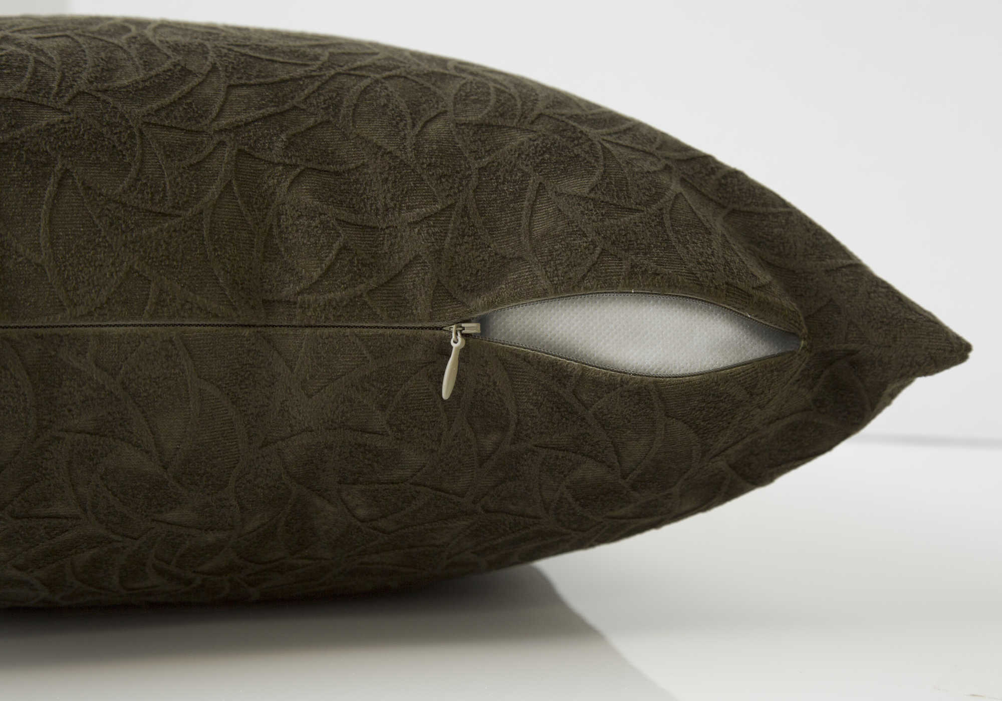 OREILLER – 45,7 cm x 45,7 cm / VELOURS VERT FONCÉ À MOTIFS FLORALS / LOT DE 2 # I 9263