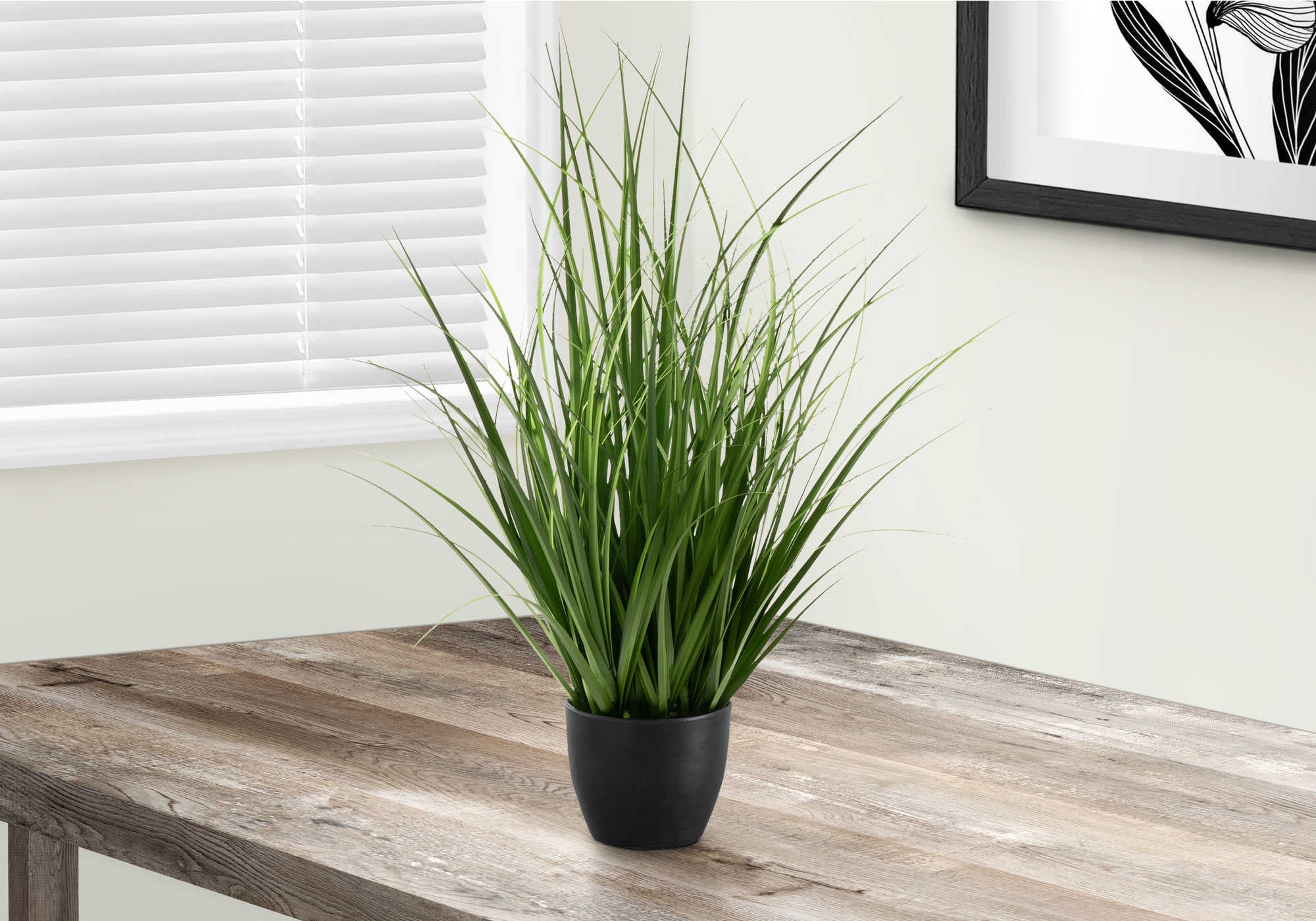 ARTIFICIAL PLANT - 23"H / INDOOR GRASS IN A 4" BLACK POT # I 9575