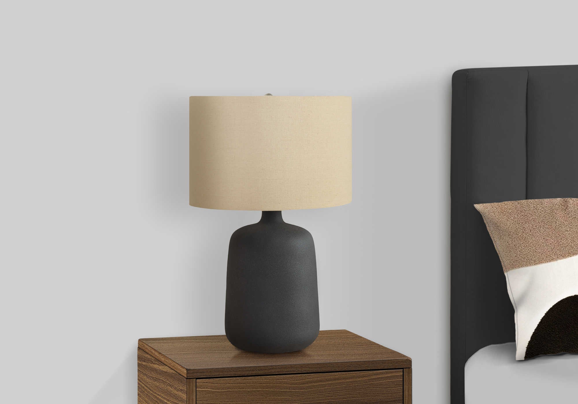 LIGHTING – 24"H TABLE LAMP BLACK CERAMIC / BEIGE SHADE # I 9635