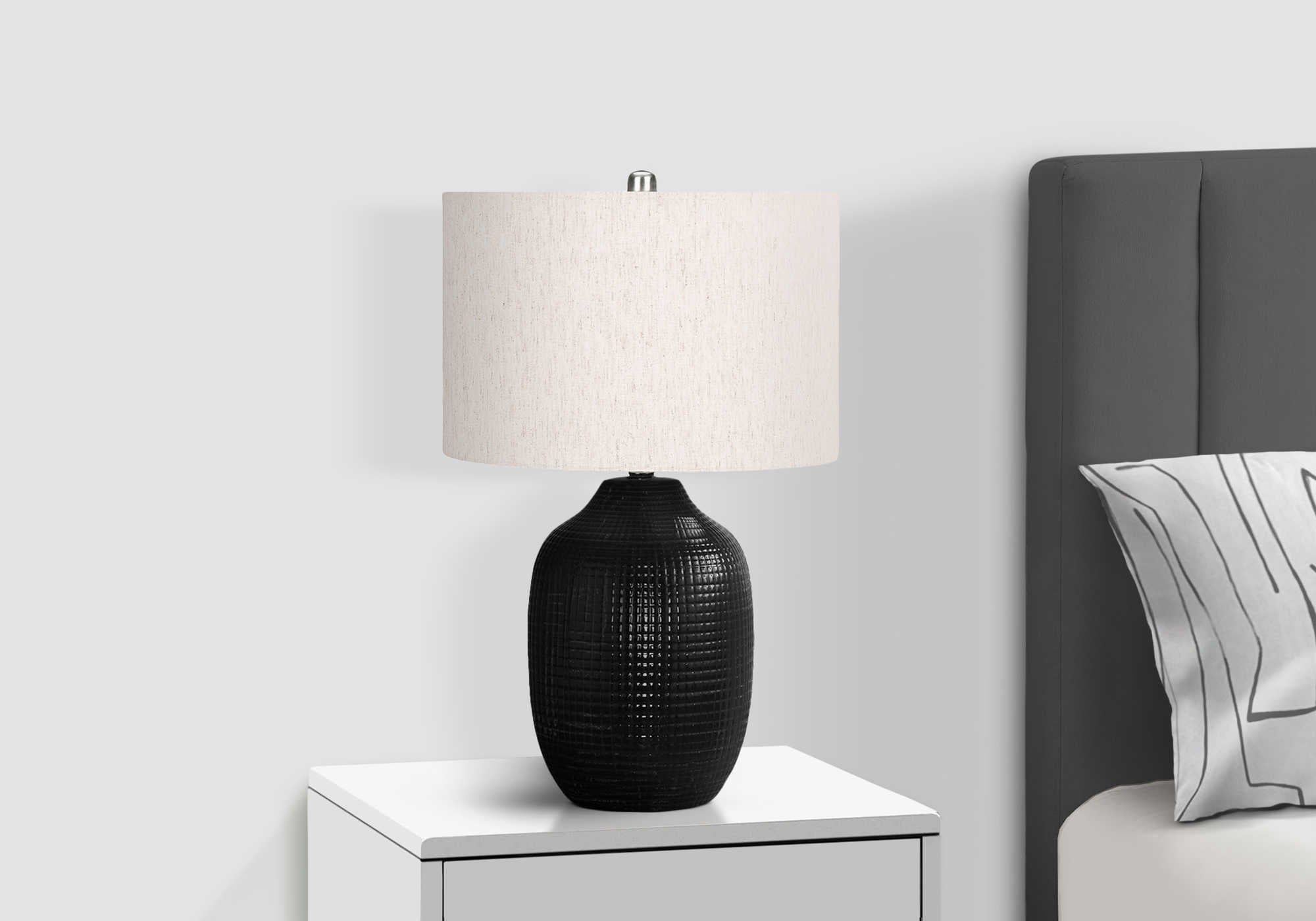 LIGHTING – 26"H TABLE LAMP BLACK CERAMIC / IVORY SHADE # I 9705