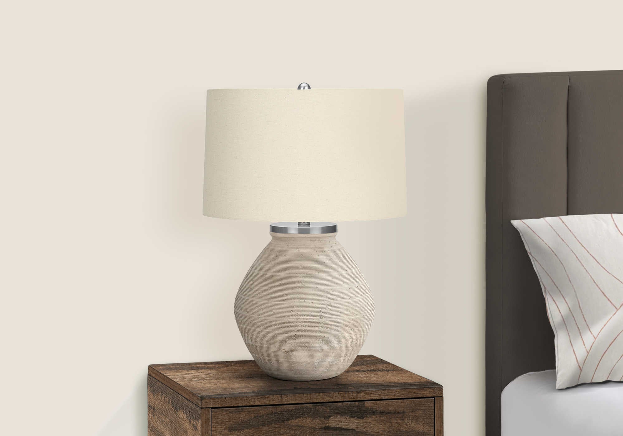 LIGHTING – 25"H TABLE LAMP CREAM CONCRETE / BEIGE SHADE # I 9714