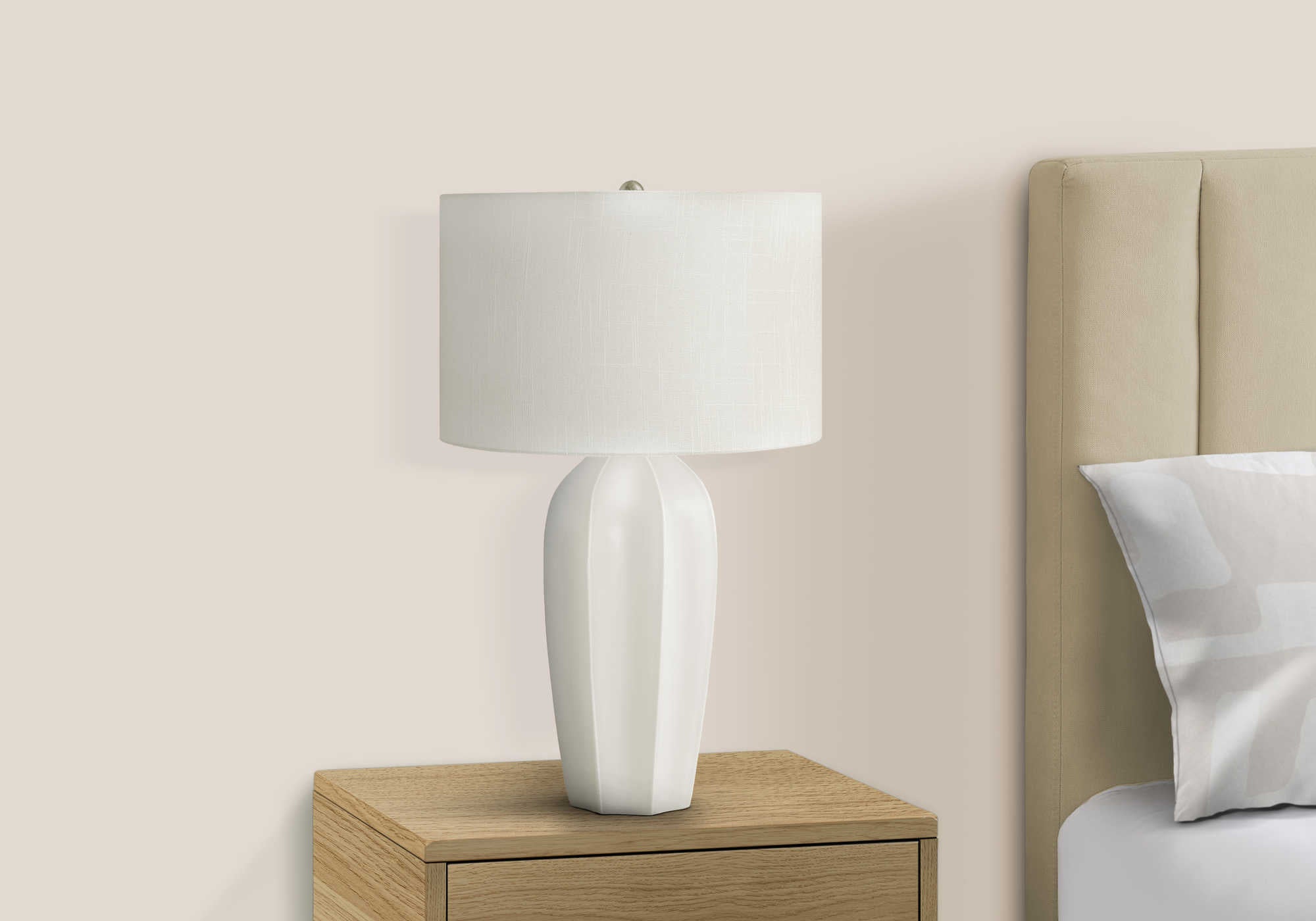 LIGHTING – 27"H TABLE LAMP CREAM CERAMIC / IVORY SHADE # I 9731