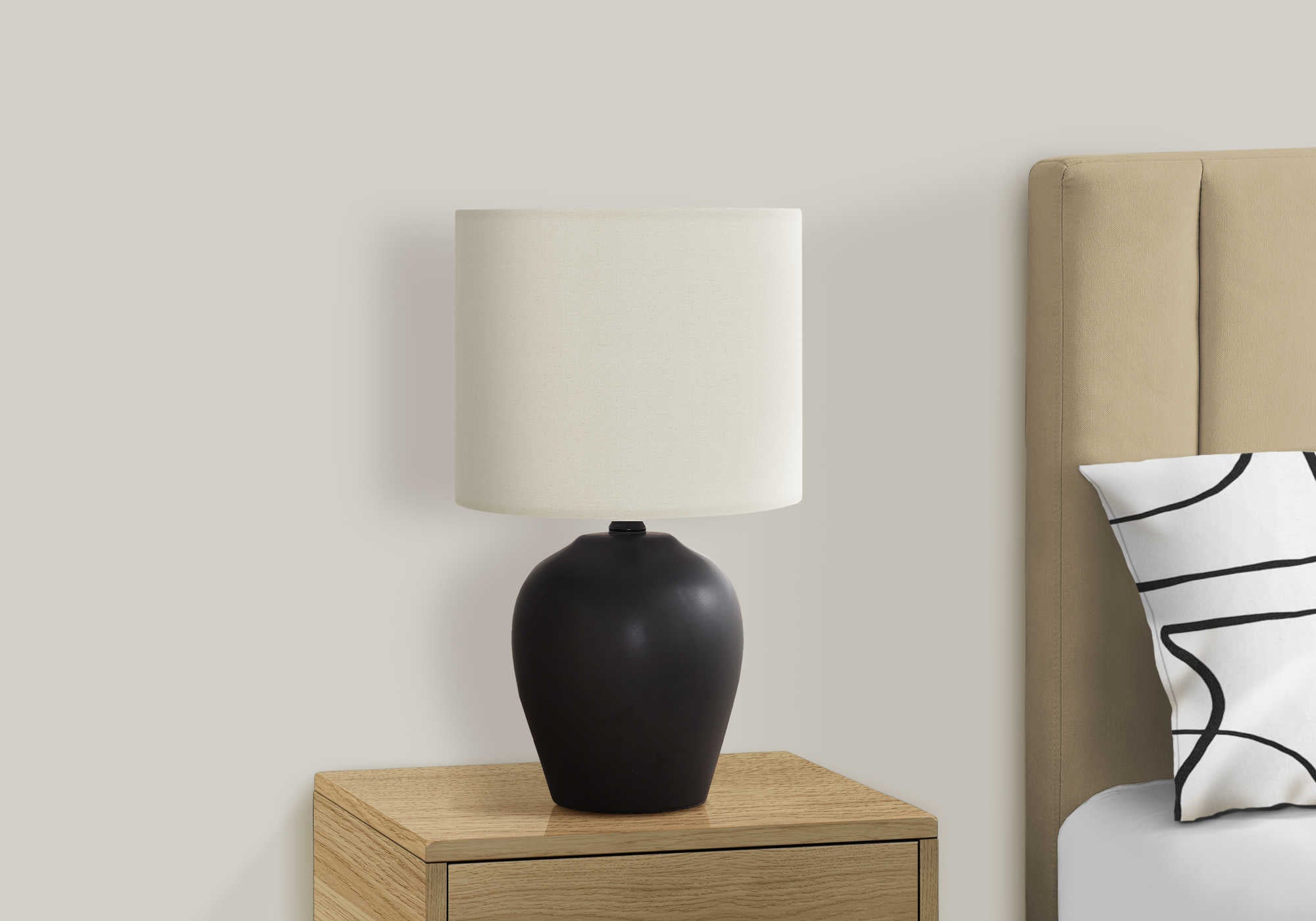 LIGHTING – 17"H TABLE LAMP BLACK CERAMIC / IVORY SHADE # I 9738