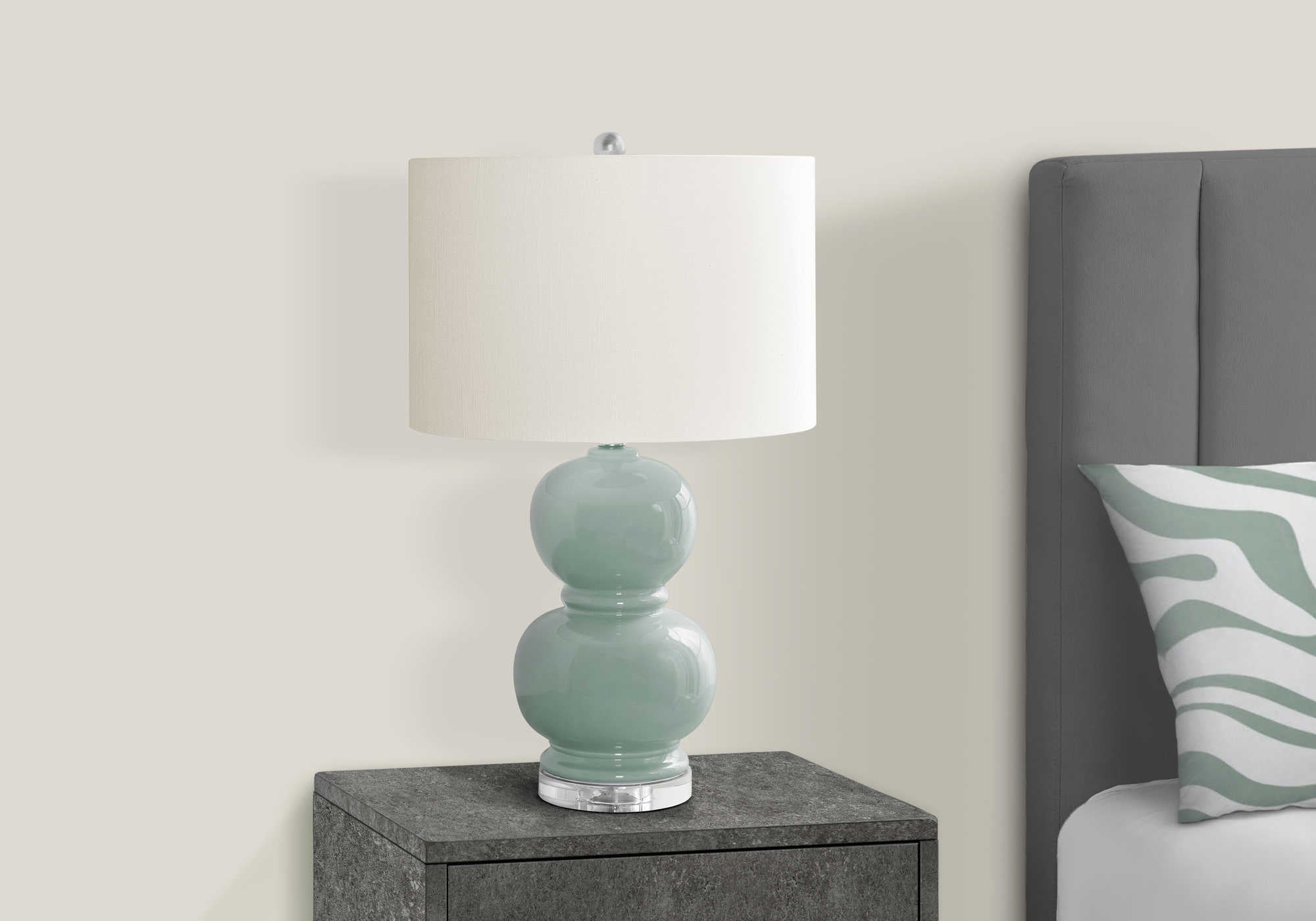 LIGHTING – 25"H TABLE LAMP BLUE CERAMIC / IVORY SHADE # I 9743