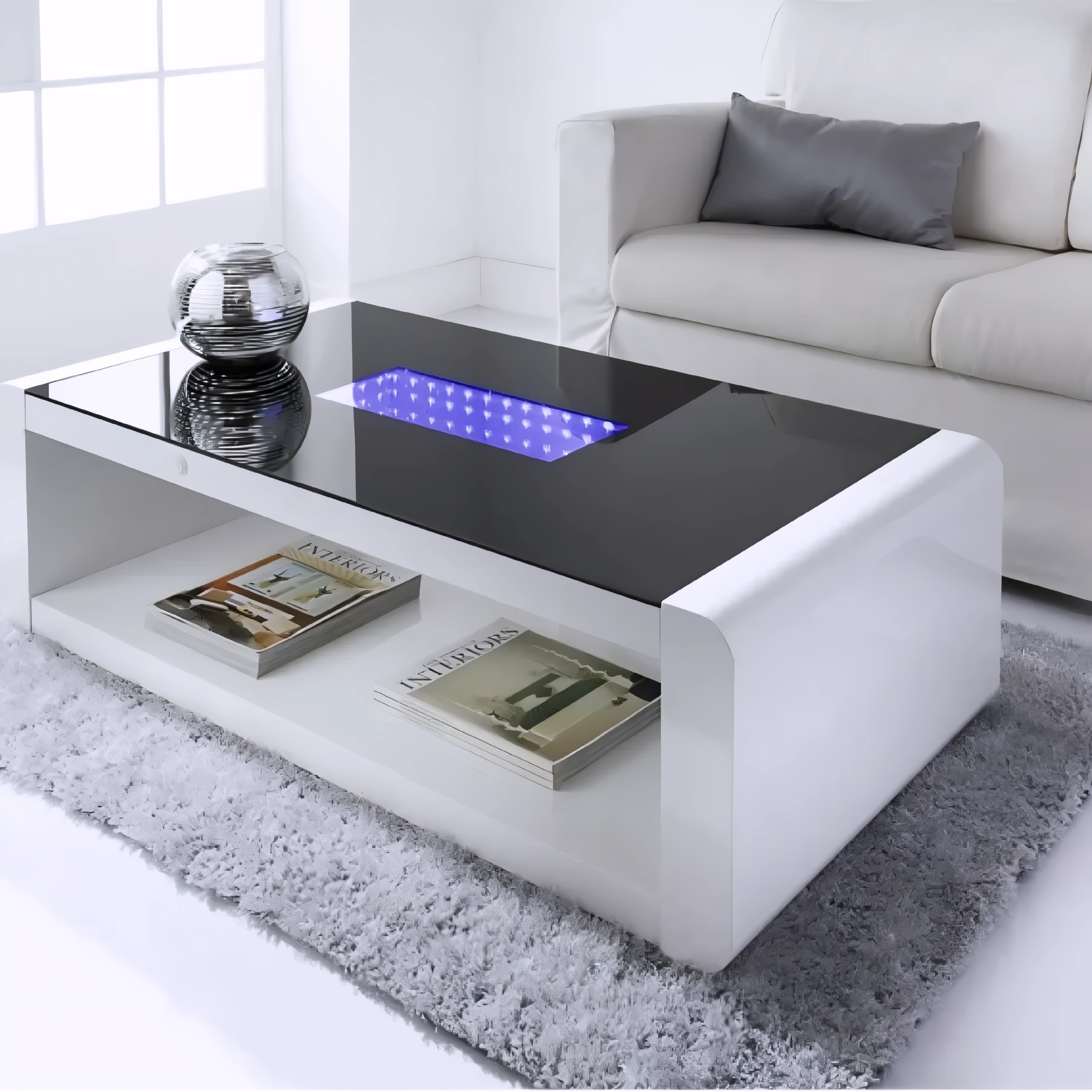 Lunavia – LED Lacquer Coffee Table – Black Glass Top