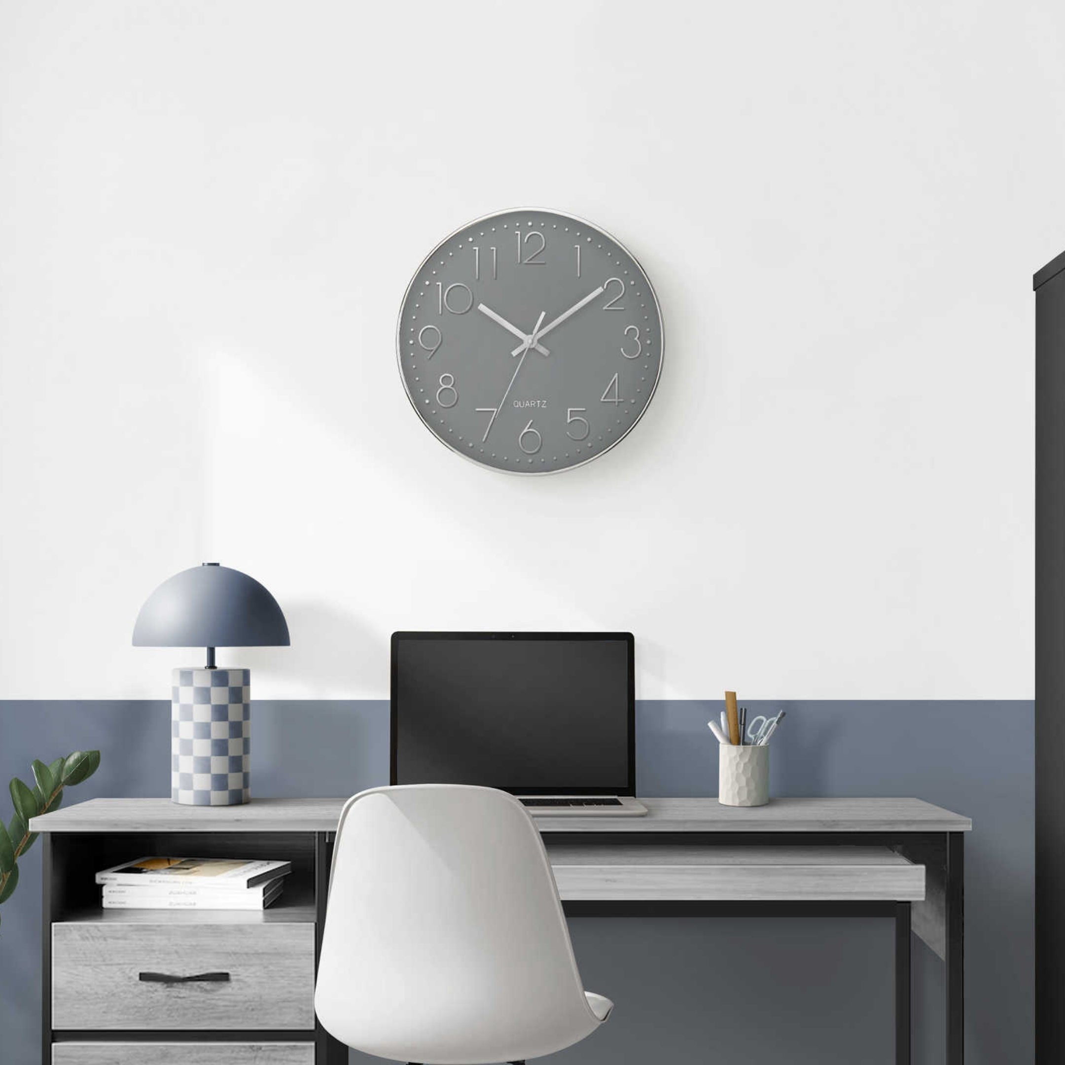 nacano-horloge-murale-gris-argent_01