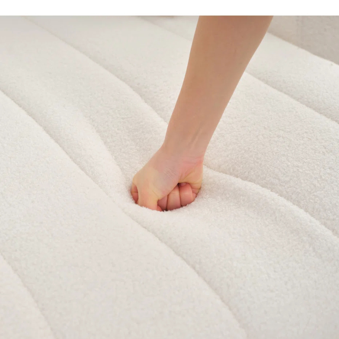 Narao – Canapé d'angle avec méridienne à droite – Tissu en velours blanc