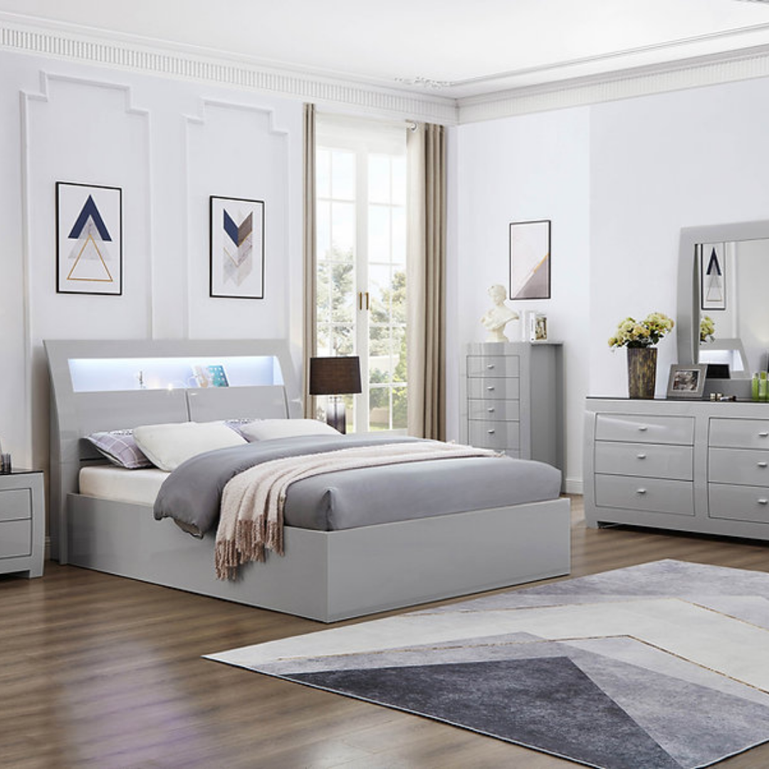 Commode Metropole à 5 tiroirs avec plateau en verre