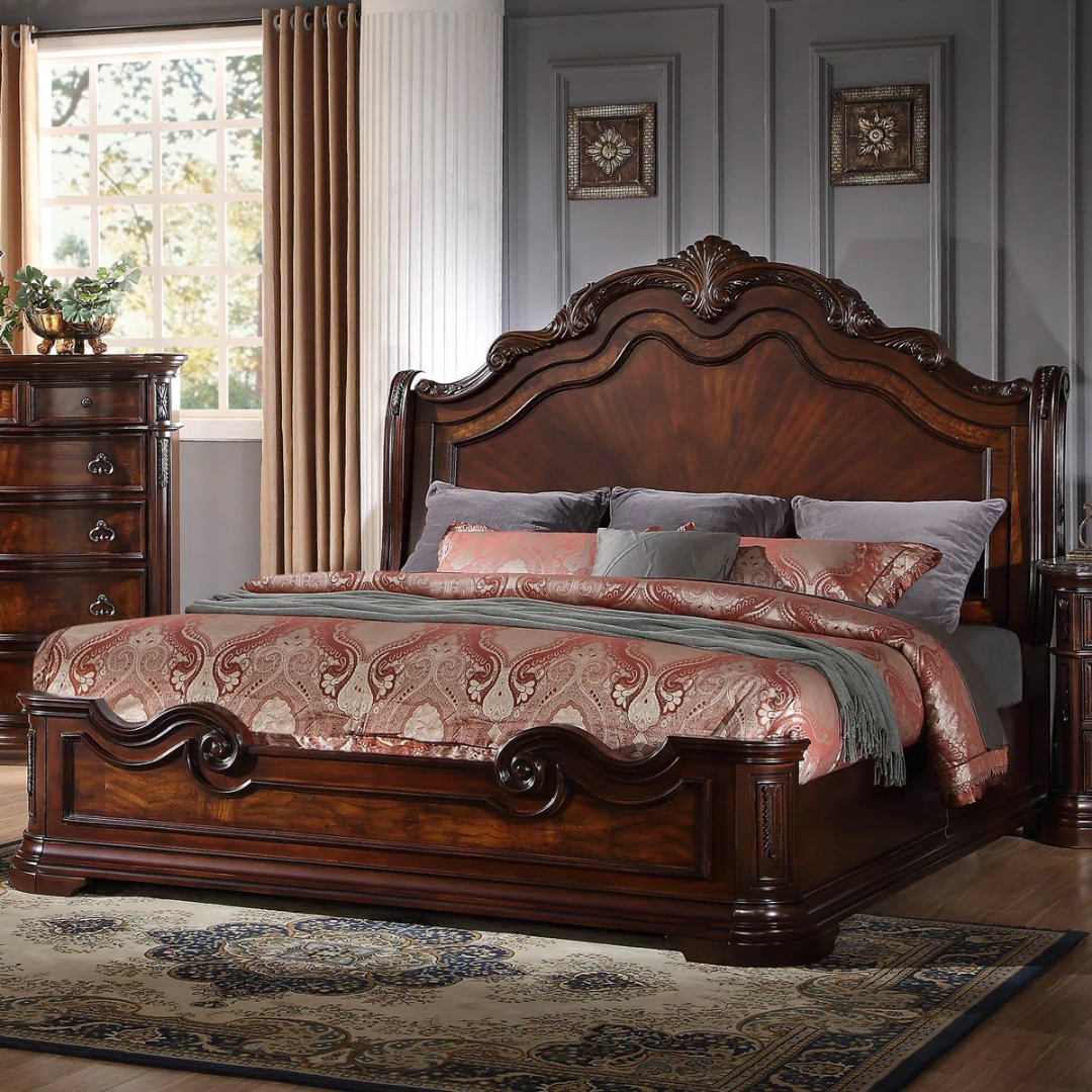 Ensemble chambre grand lit Regalthorn 6 pièces finition noyer style traditionnel tête de lit traîneau Montréal