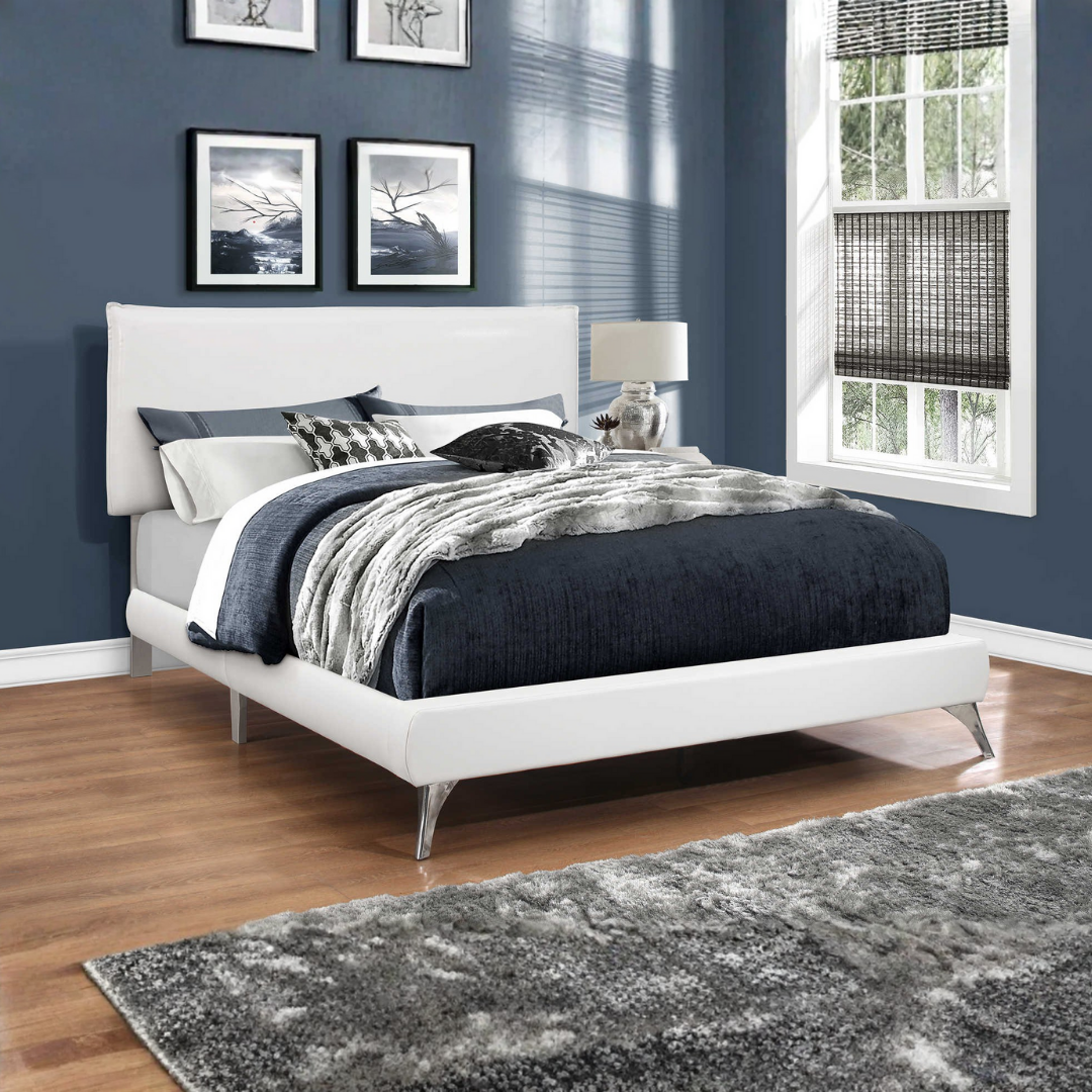 Silvano – Lit Queen – PU (Blanc) + Pieds chromés