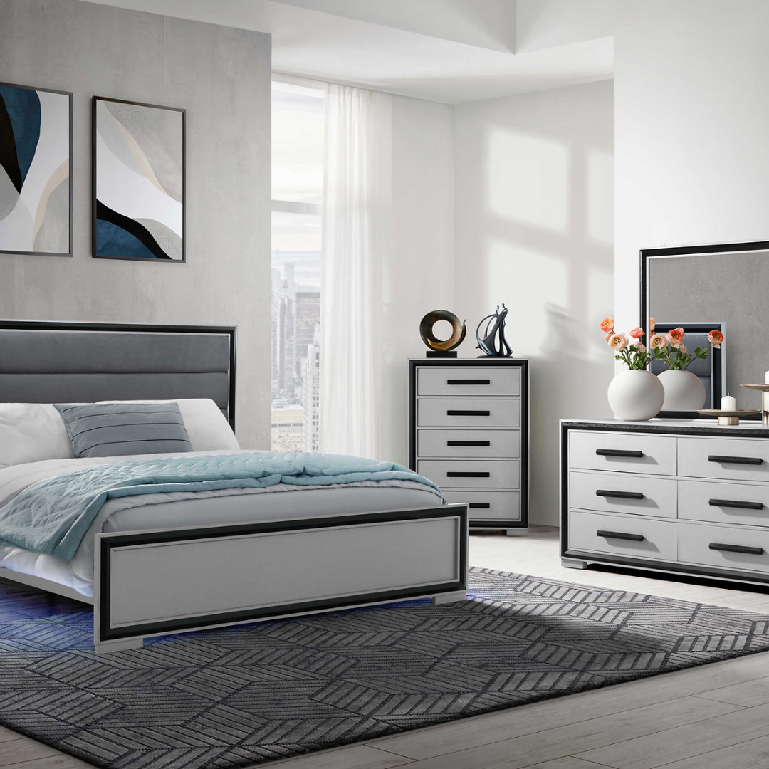 Noctis – Commode à 5 tiroirs – Argentée avec finitions noires