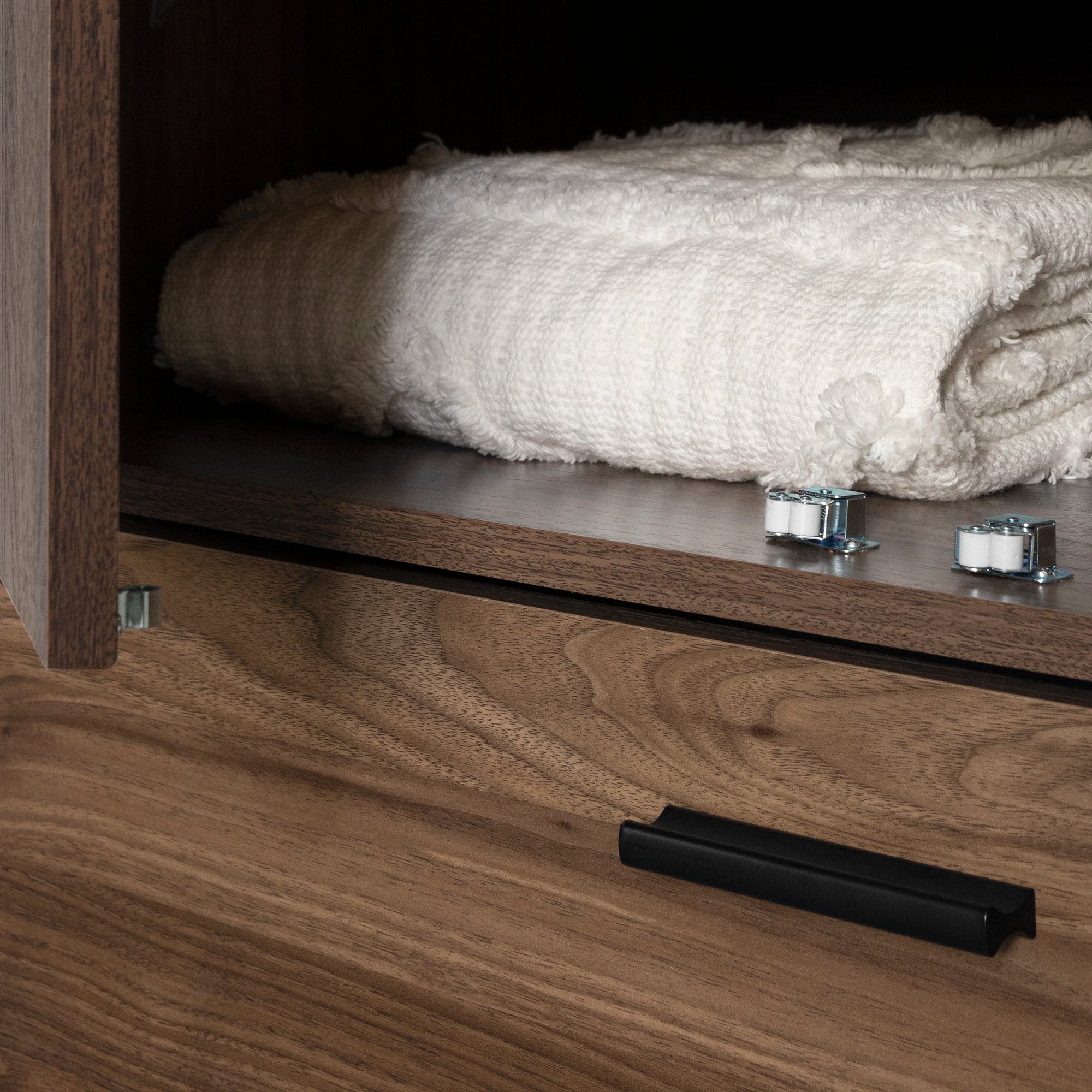 Armoire penderie avec portes et tiroirs - Musano