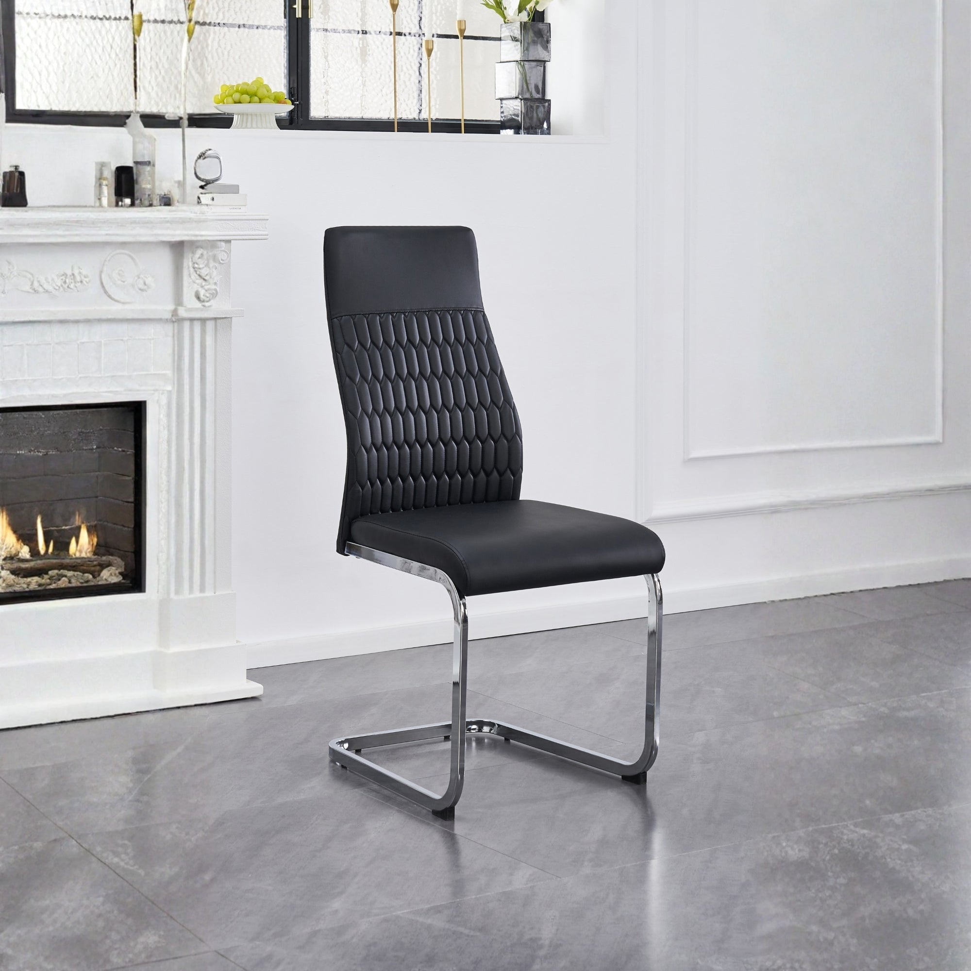 corzano-6-chaises-noir_01