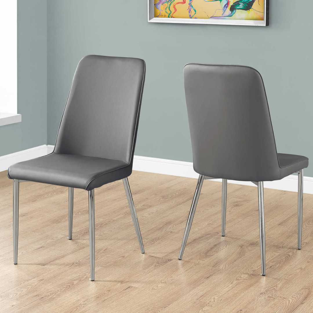 Aeria – Lot de 2 – Chaises de salle à manger aspect cuir – Gris / Chrome