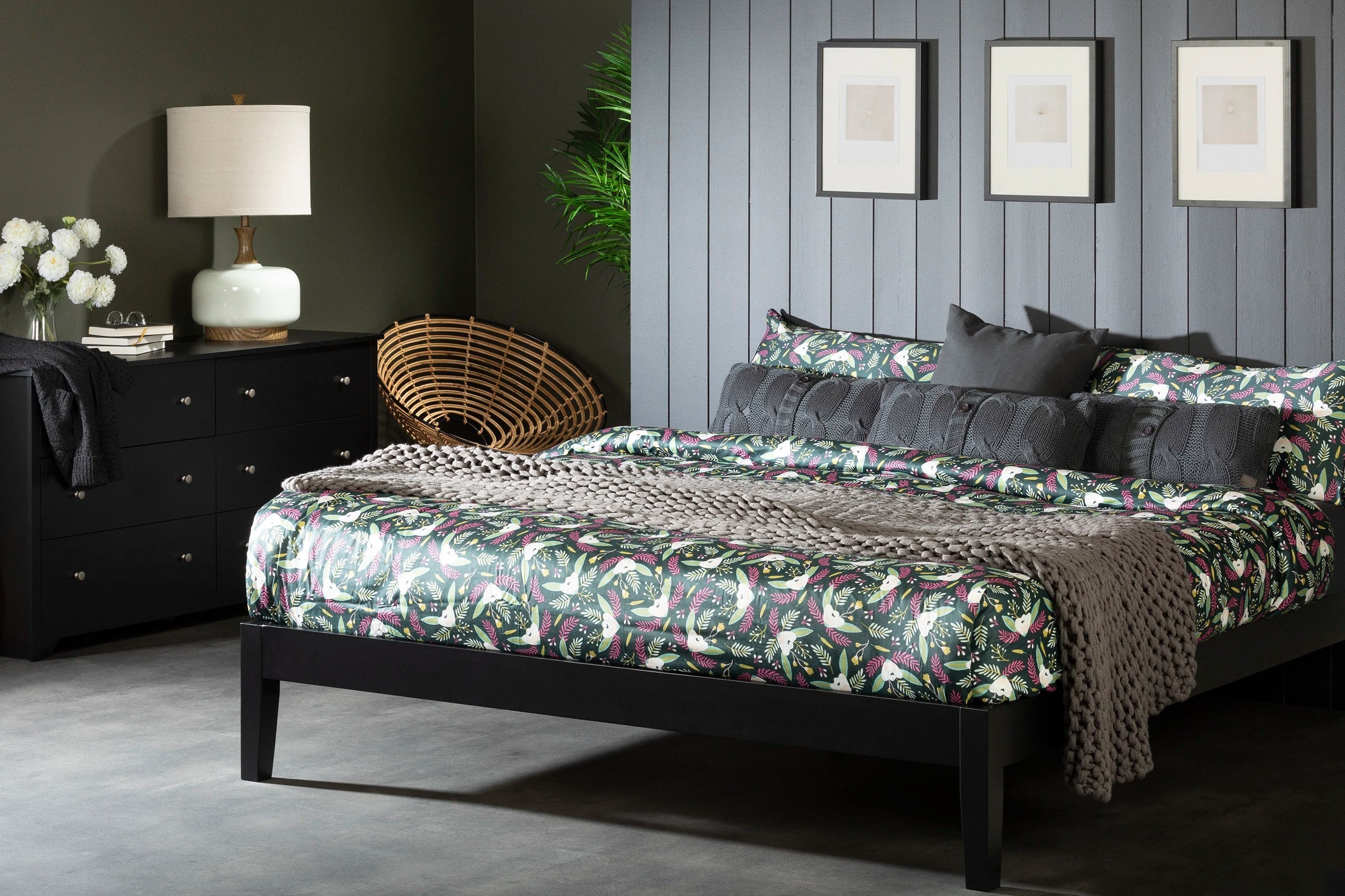 Solid Wood Platform Bed - Vito