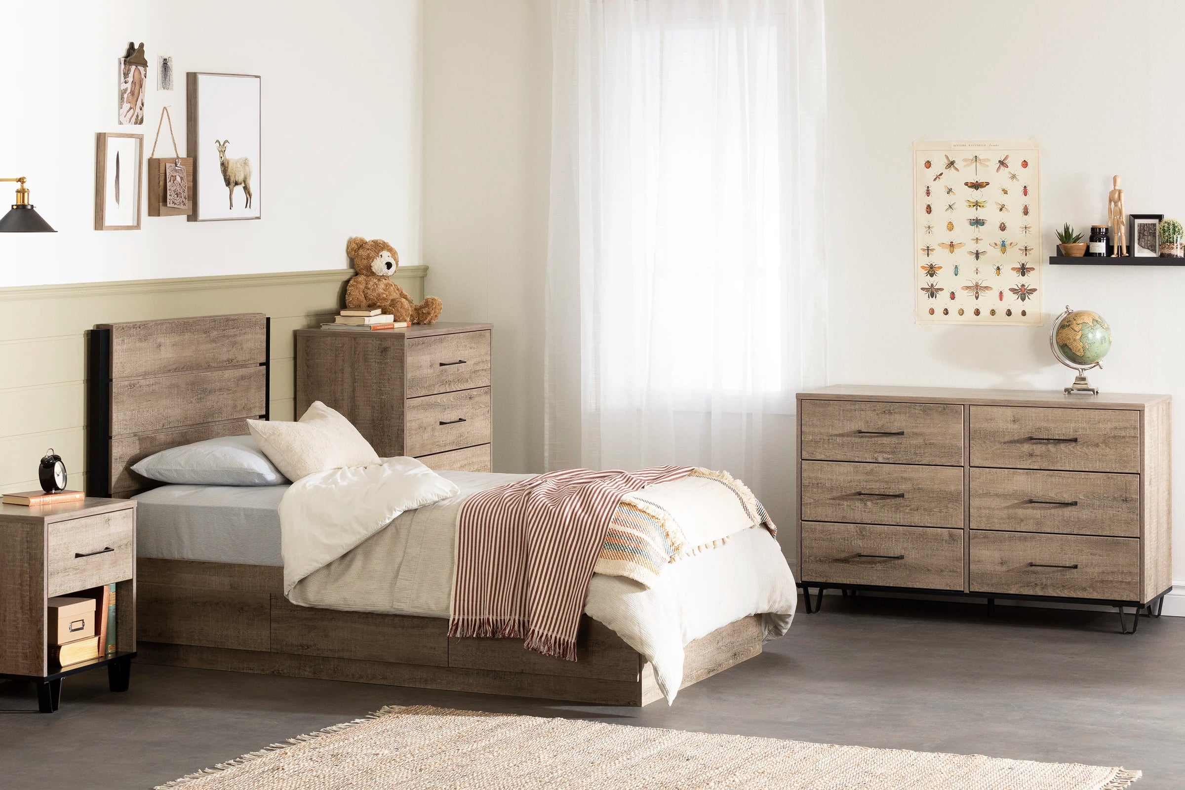 Mates Bed with 3 Drawers and Headboard Set - Arlen