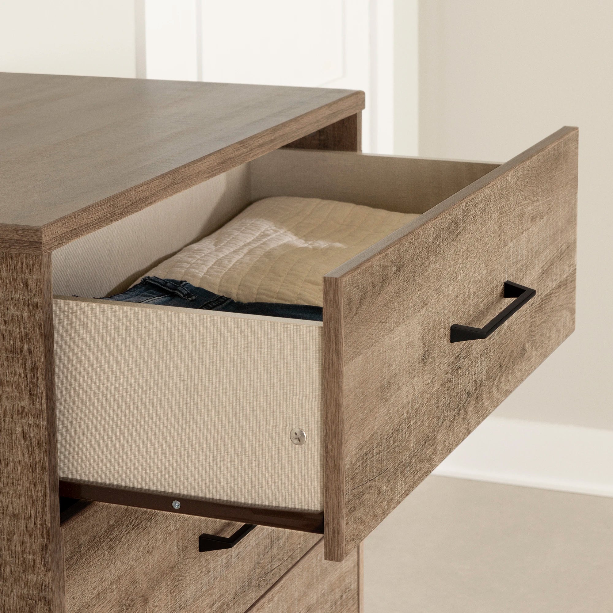 4-Drawer Chest - Arlen