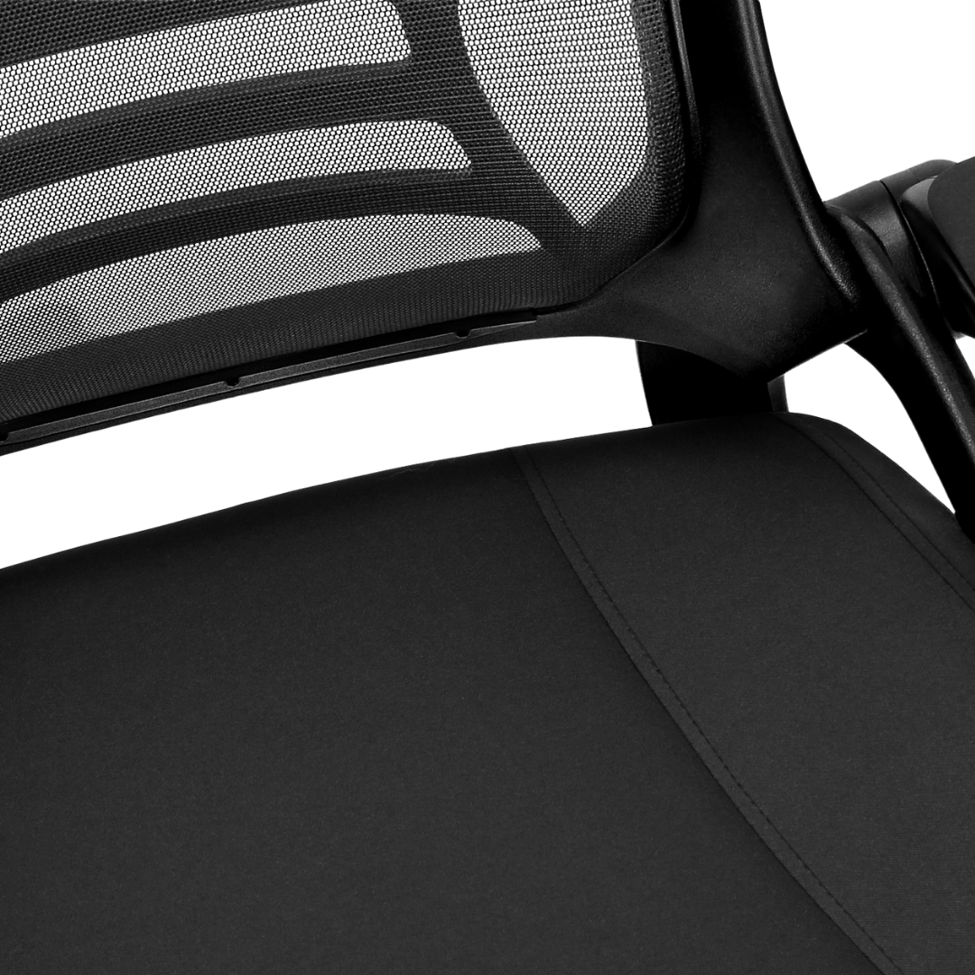 Chaise de bureau ergonomique Aeroflex mi-dos en mailles noire avec accoudoirs rabattables – Meubles Bonito Montréal