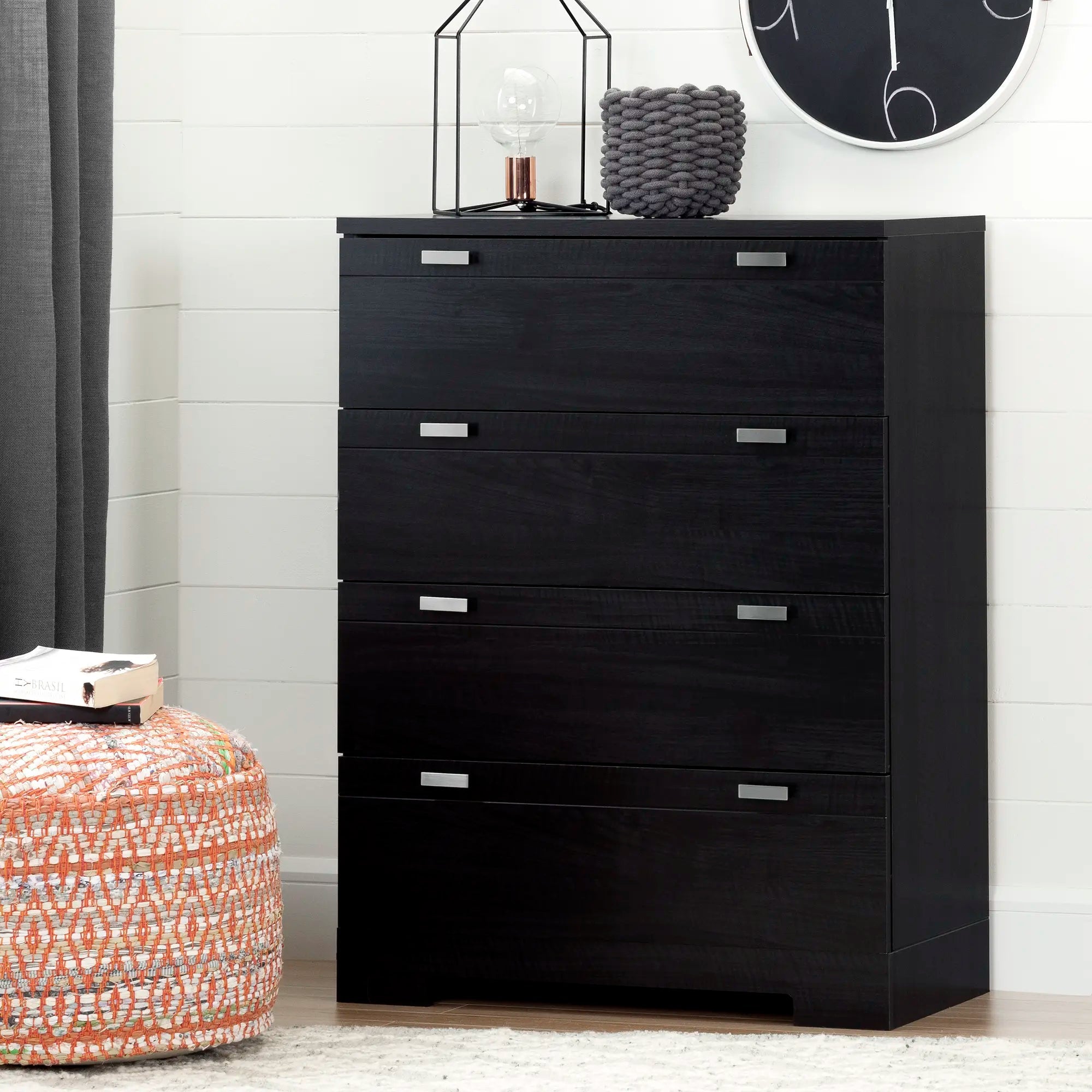 4-Drawer Chest Dresser - Reevo