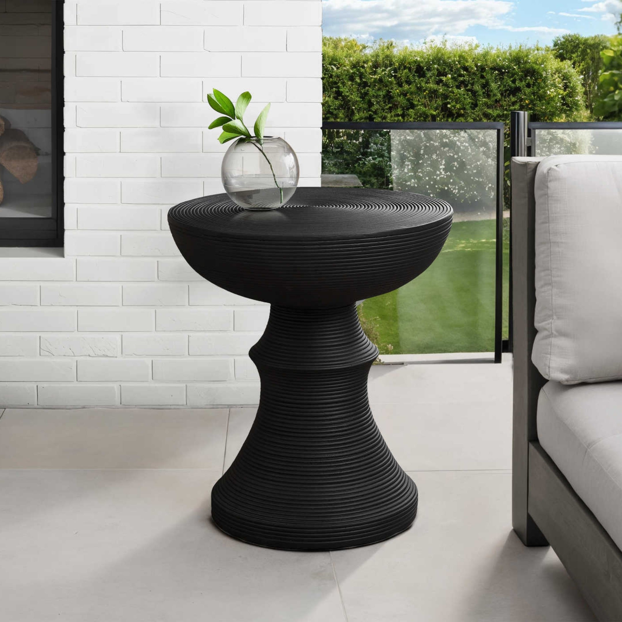 colvano-table-appoint-noire-ribbee_02