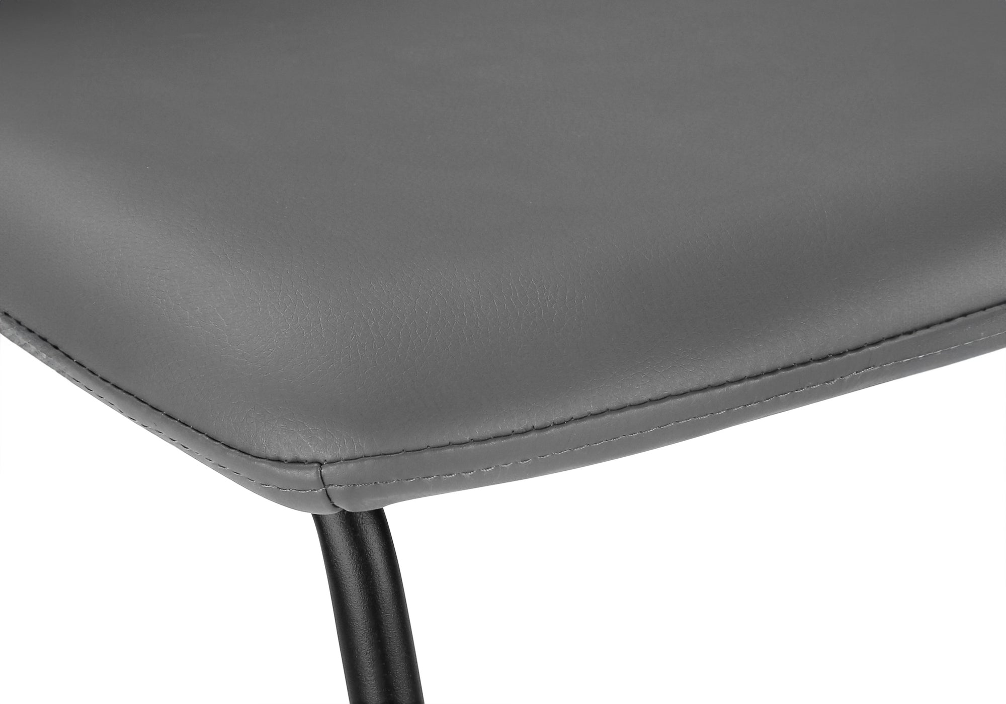 TABOURET DE BAR - 40"H / SIMILI-CUIR GRIS / MÉTAL NOIR # I 7752