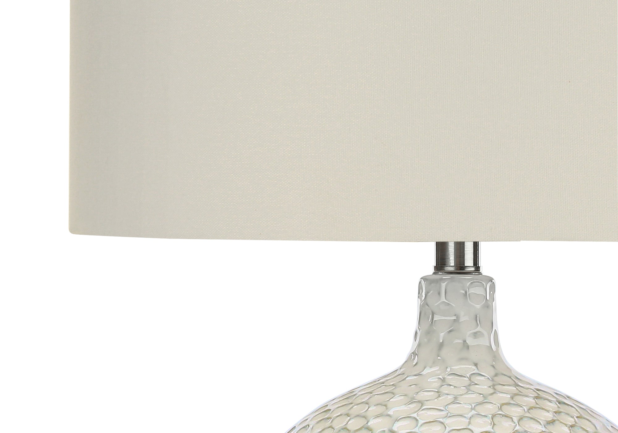 LIGHTING - 28"H TABLE LAMP CREAM CERAMIC / IVORY SHADE # I 9607