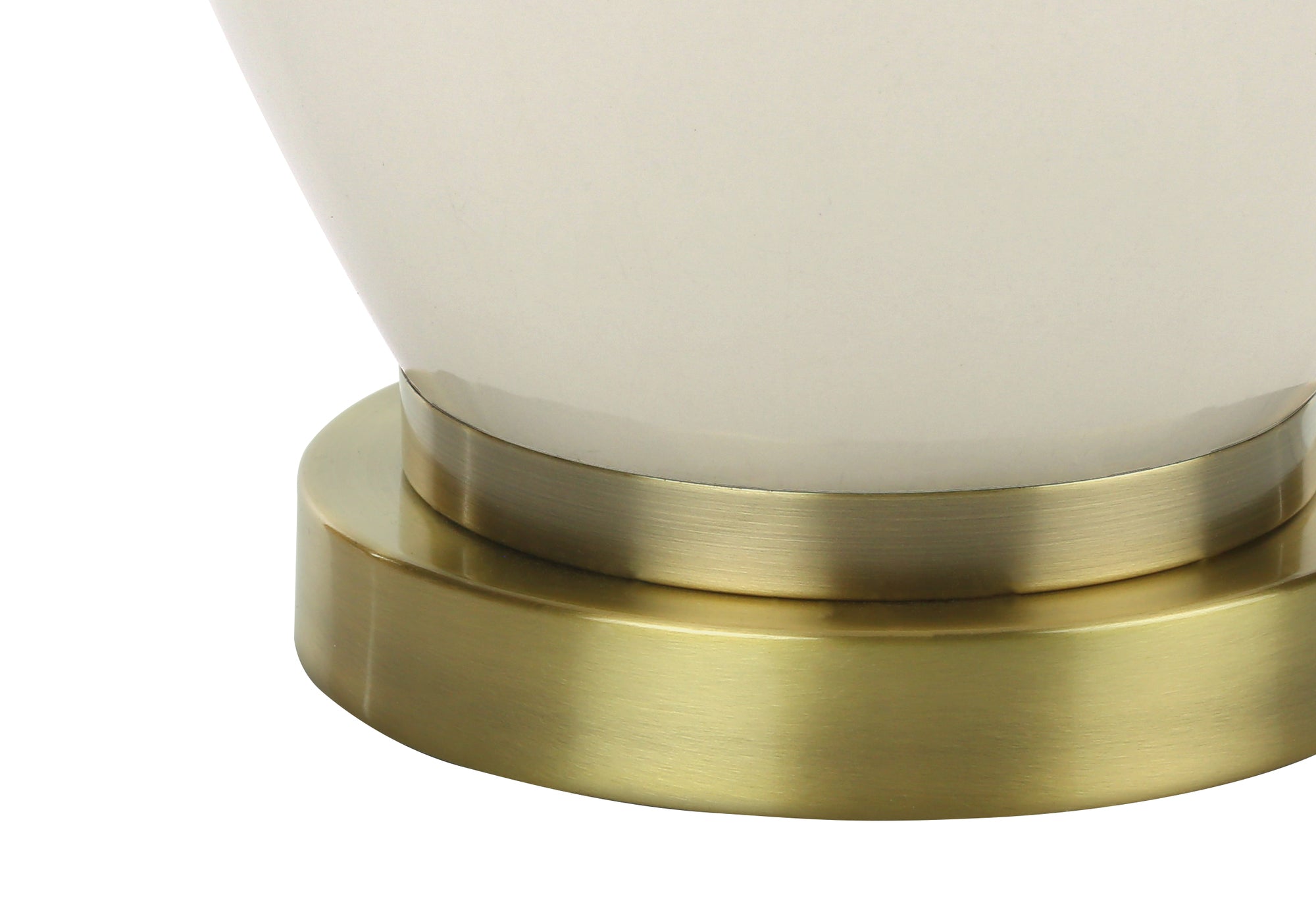 LIGHTING - 26"H TABLE LAMP CREAM CERAMIC / IVORY SHADE # I 9625