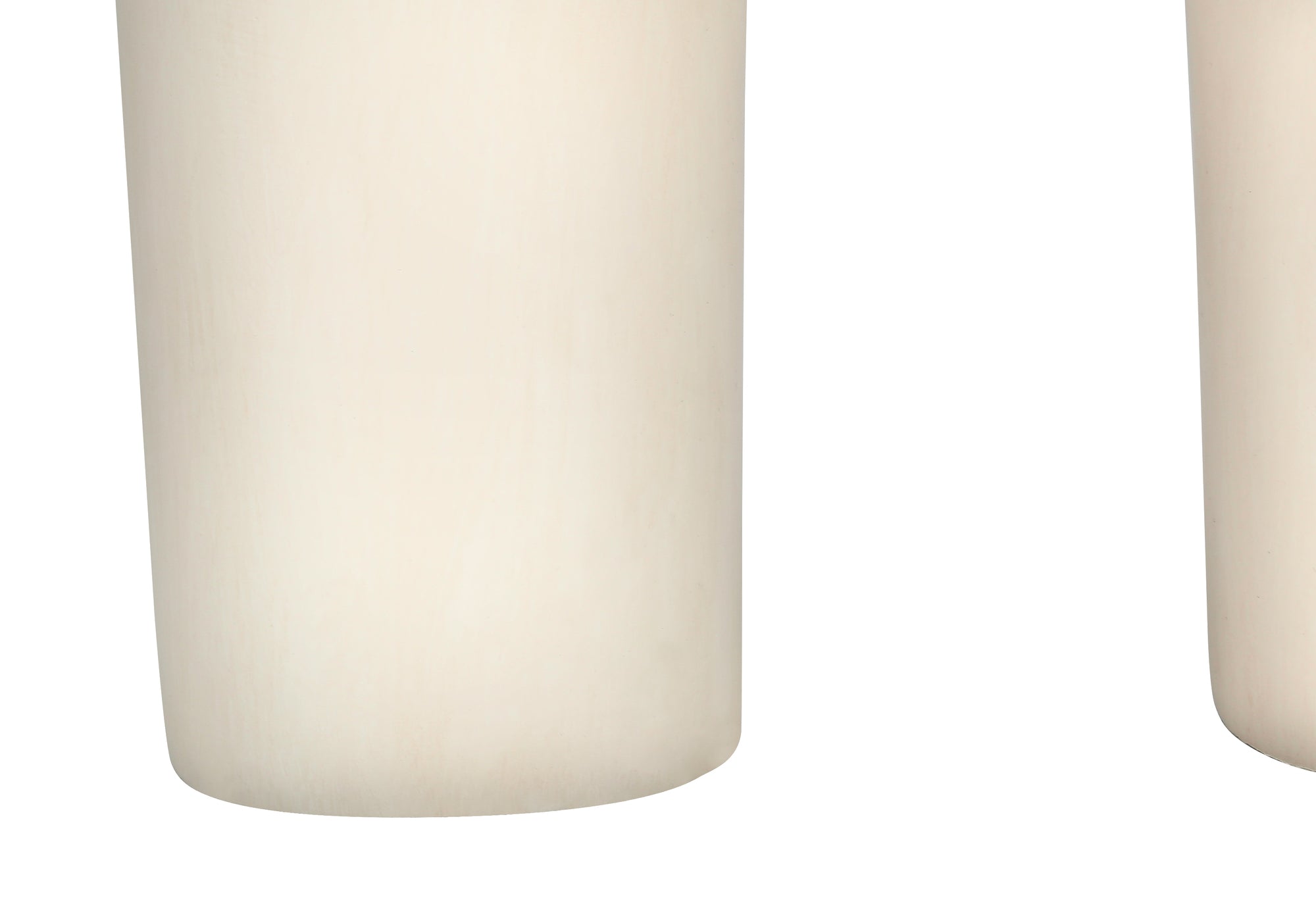 LIGHTING - 25"H TABLE LAMP CREAM RESIN / BEIGE SHADE # I 9728