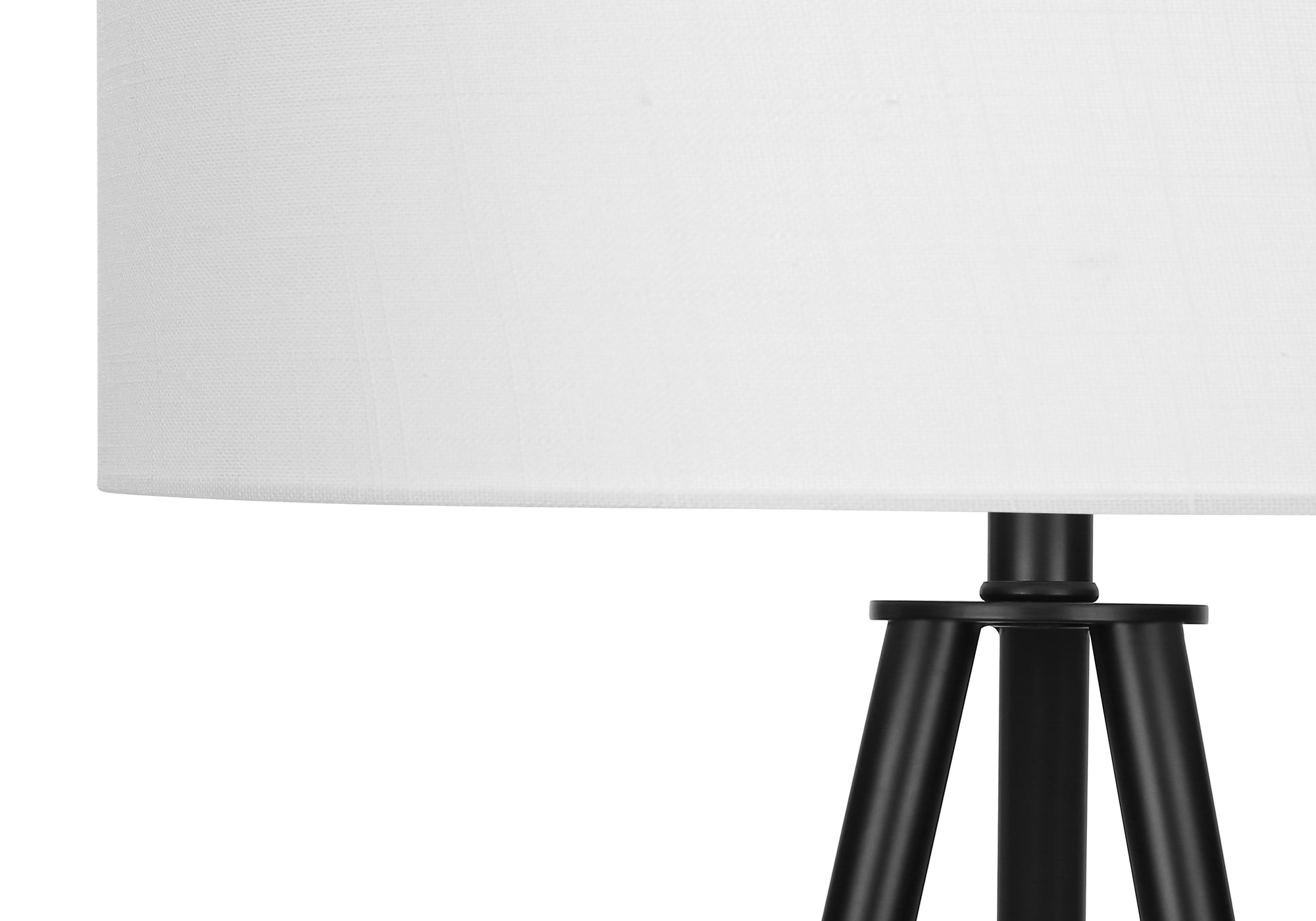 LIGHTING - 63"H TRIPOD FLOOR LAMP BLACK METAL / IVORY # I 9735