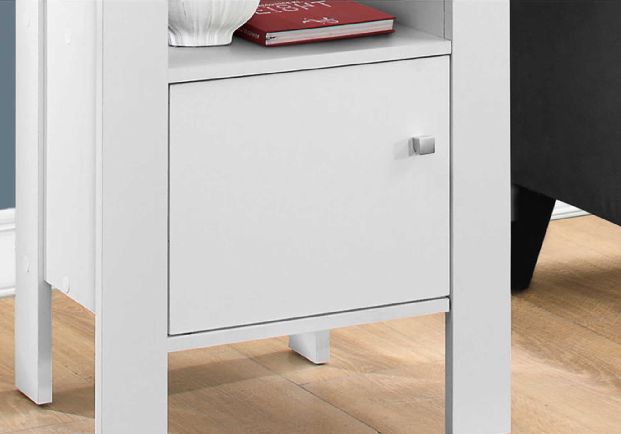 NIGHTSTAND - WHITE NIGHT STAND WITH STORAGE #I 2137