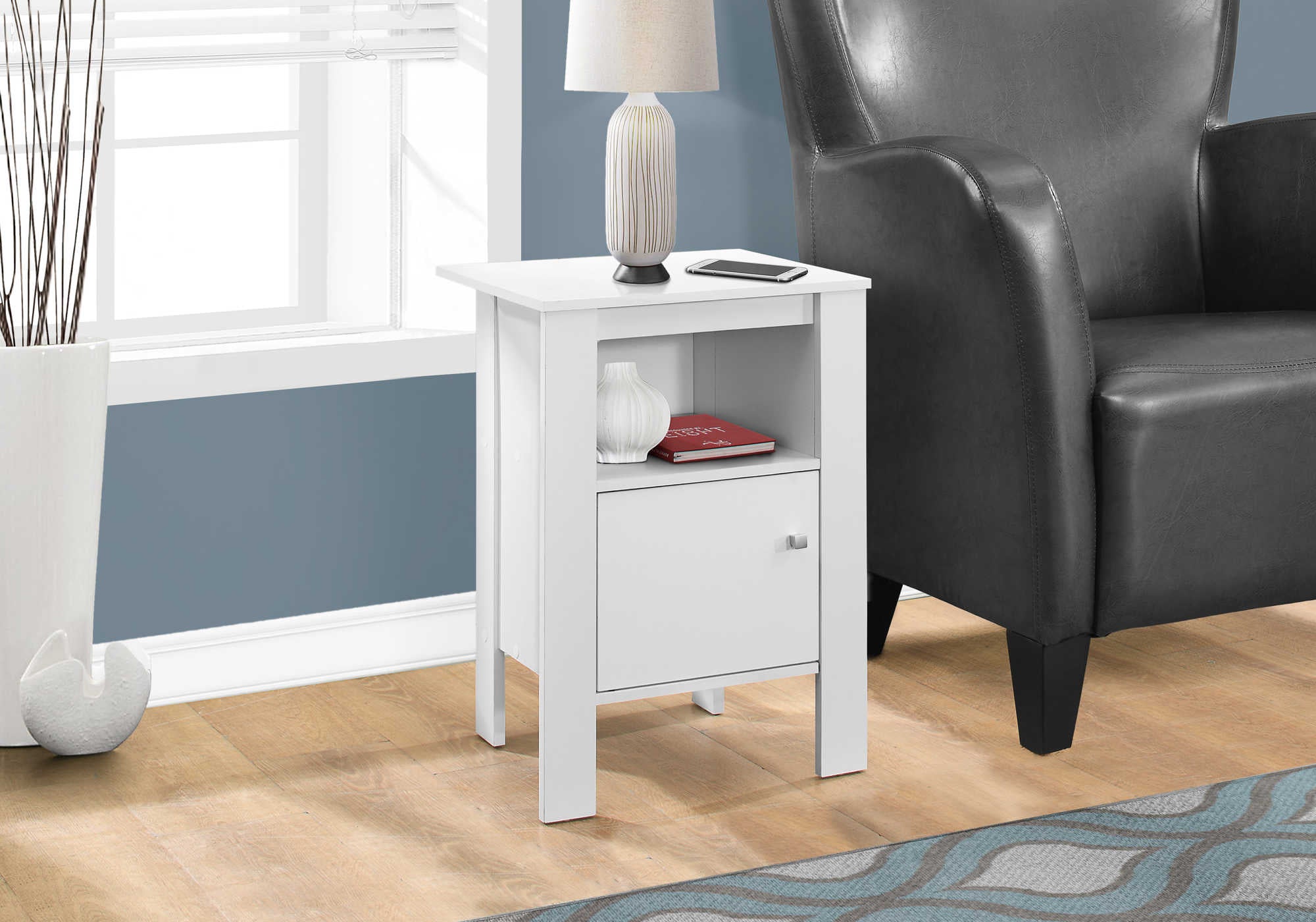 NIGHTSTAND - WHITE NIGHT STAND WITH STORAGE #I 2137