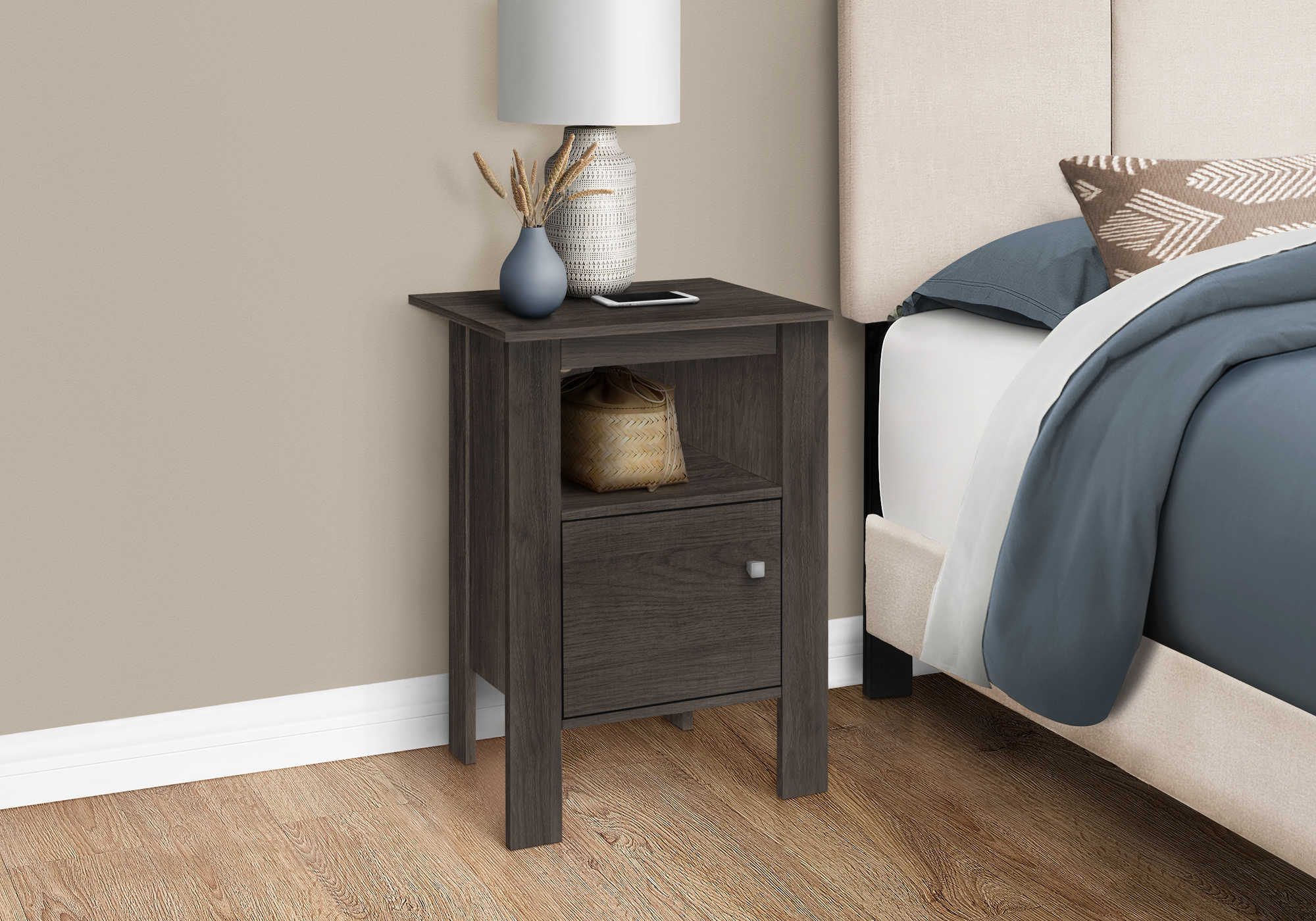 NIGHTSTAND - BROWN OAK NIGHT STAND WITH STORAGE #I 2145