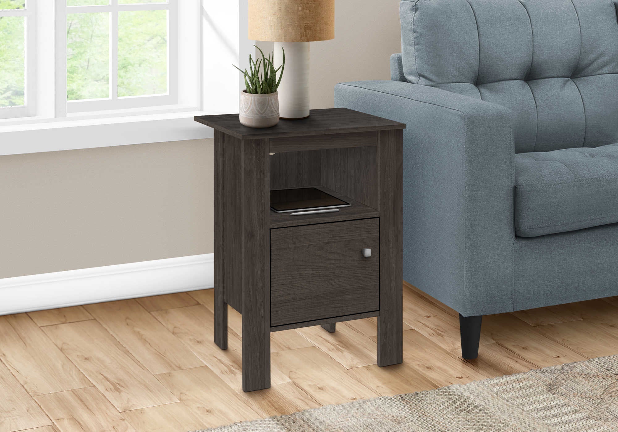 NIGHTSTAND - BROWN OAK NIGHT STAND WITH STORAGE #I 2145