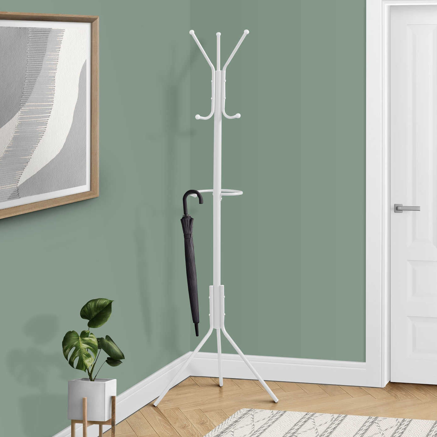 Porte-manteau sur pied blanc métal 68 po avec 6 crochets et porte-parapluie intégré – Bonito Montréal