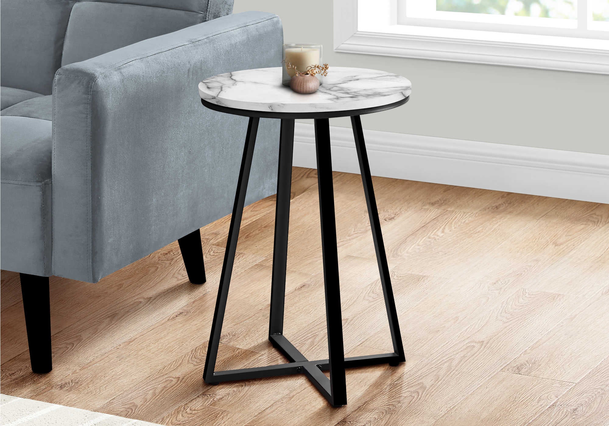 TABLE D'APPOINT - 22"H / MARBRE BLANC / MÉTAL NOIR #I 2178