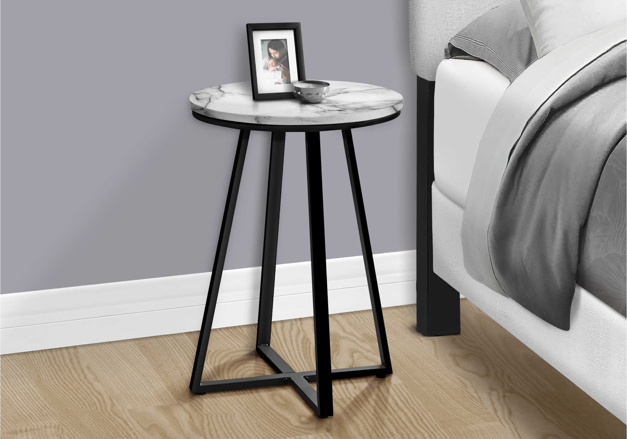 NIGHTSTAND - 22"H / WHITE MARBLE / BLACK METAL #I 2178