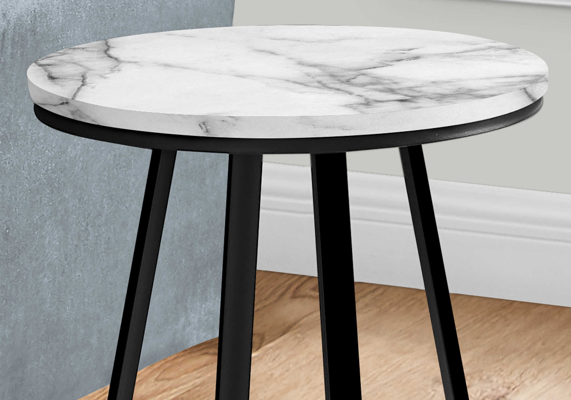 TABLE D'APPOINT - 22"H / MARBRE BLANC / MÉTAL NOIR #I 2178